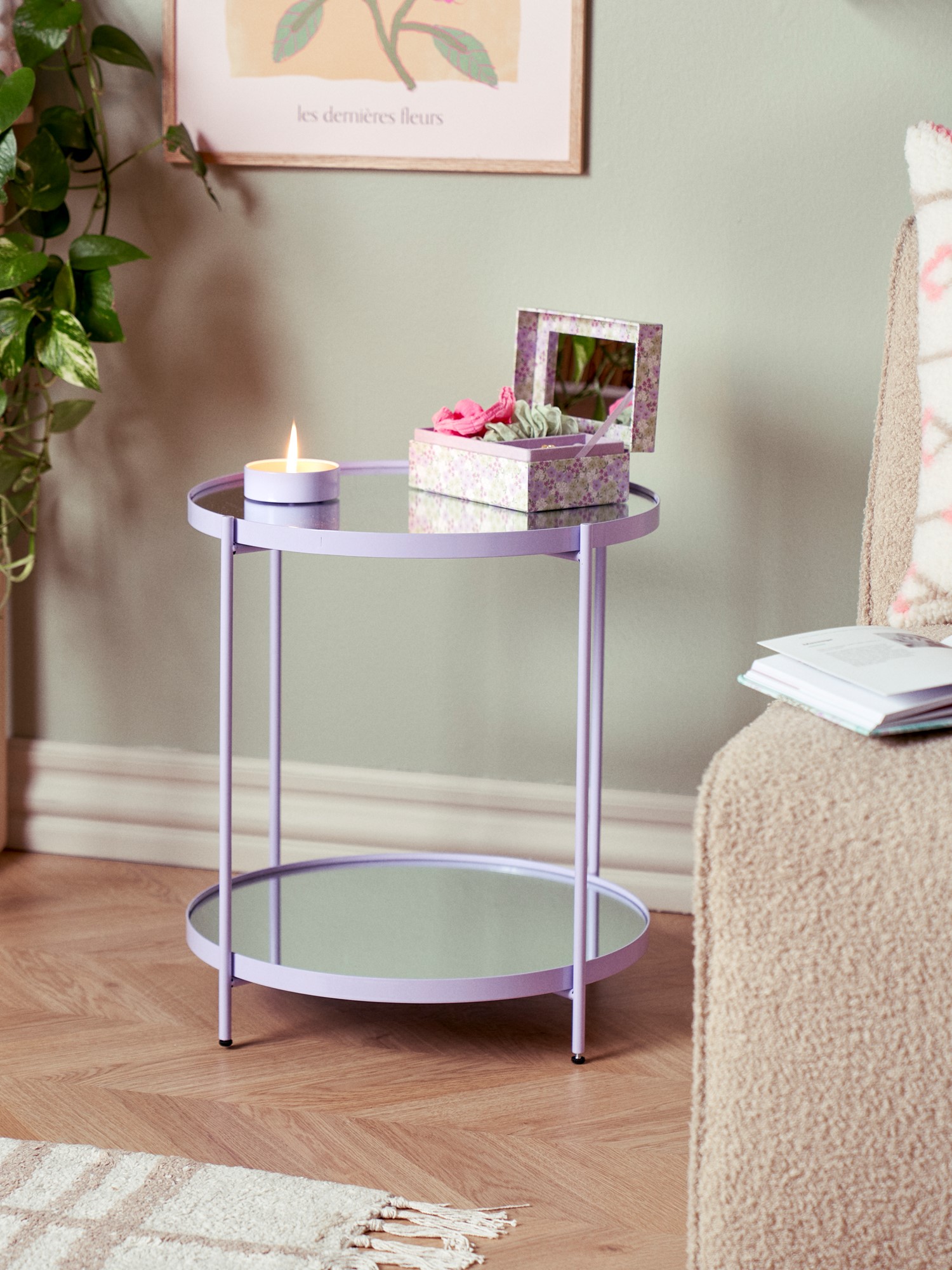 Side table Ø43 x 45 cm.