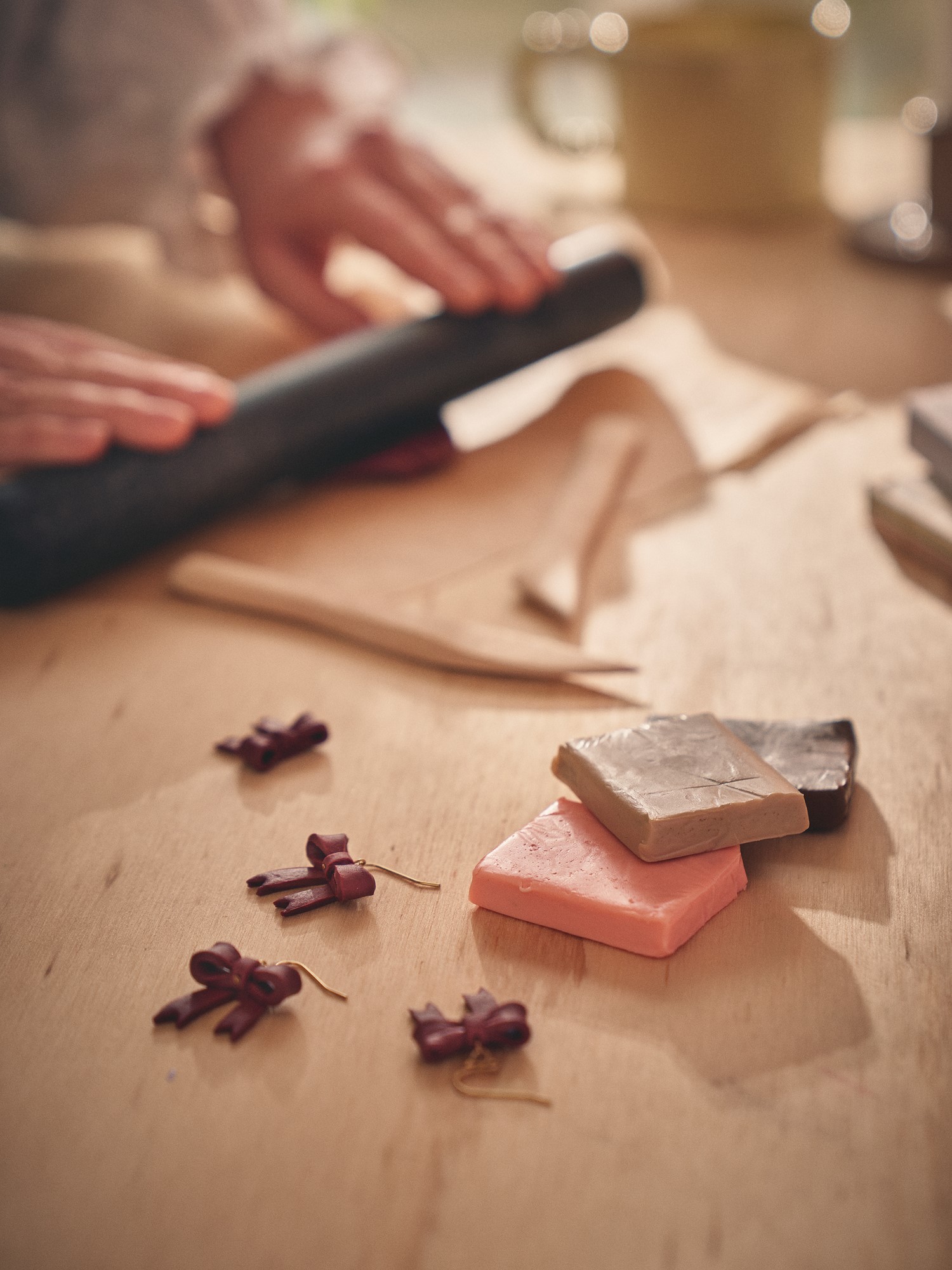 Oven-bake clay 113 g. 4 colours.