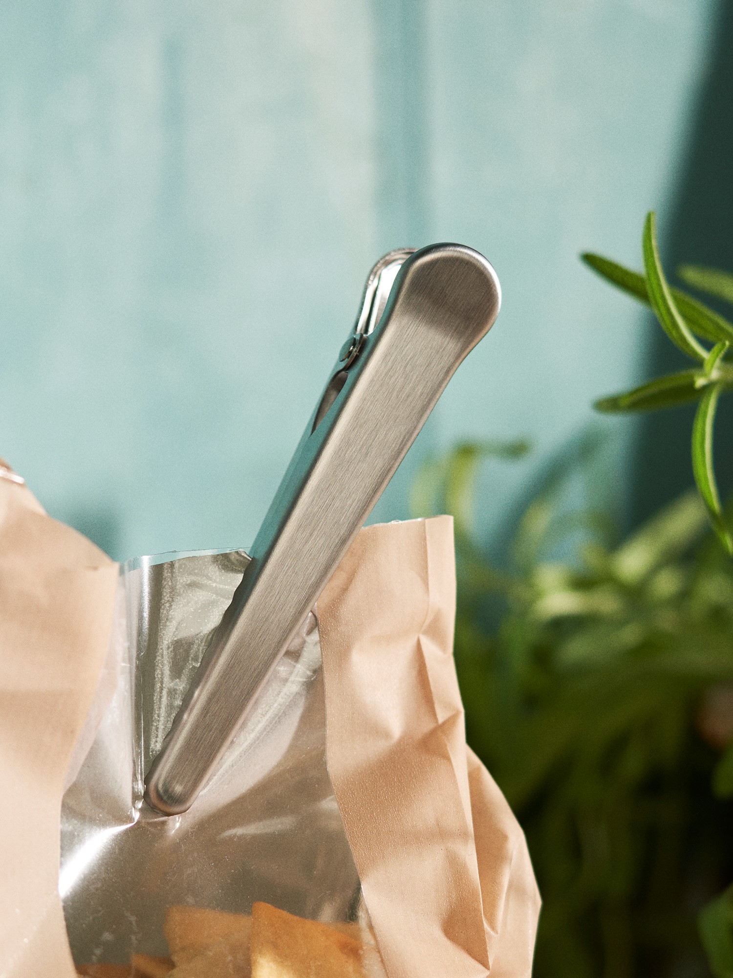 Sealing clip Metal. 11.5 cm.