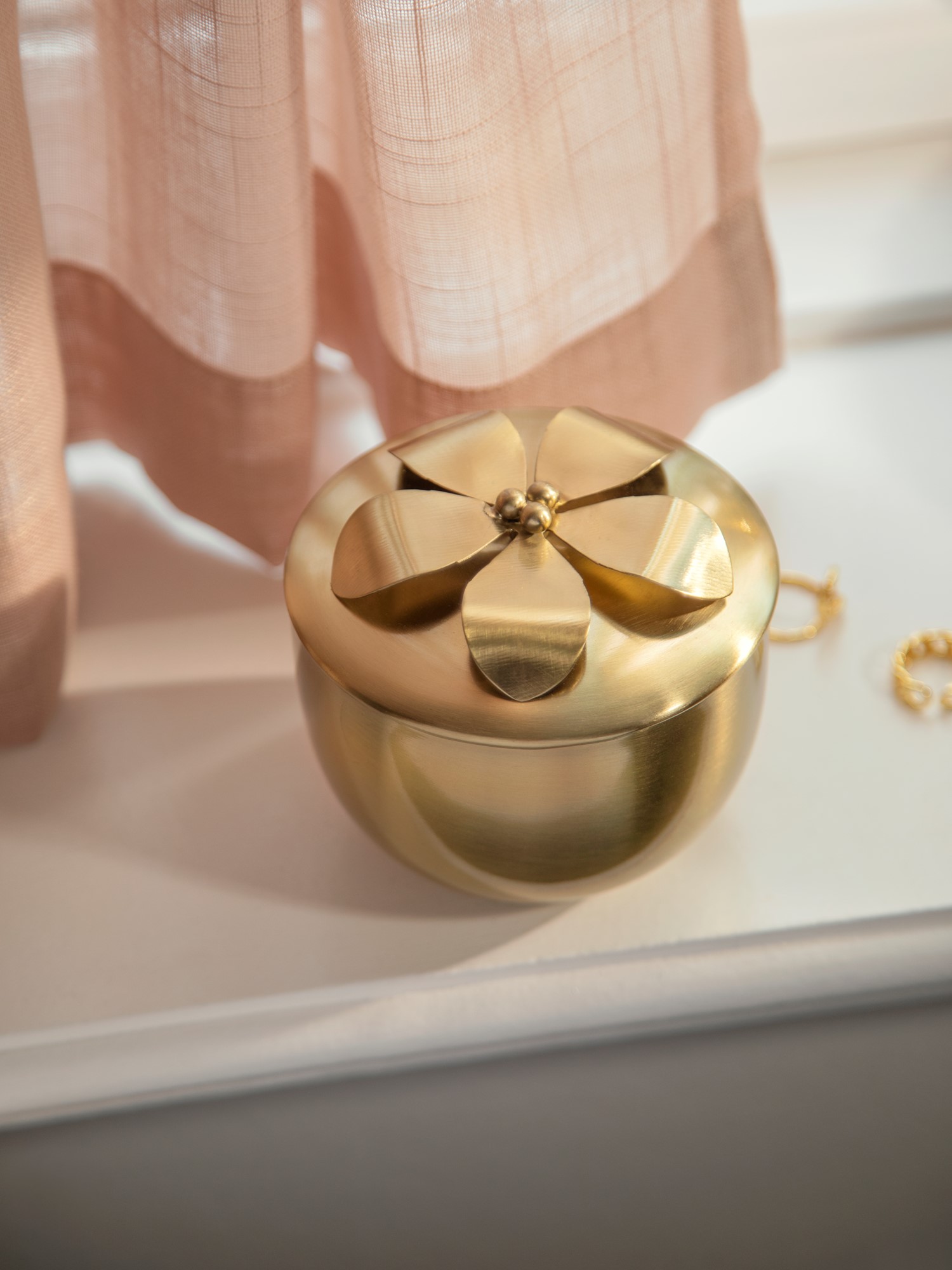 Decorative jar Iron. Ø10 x 7.5 cm.