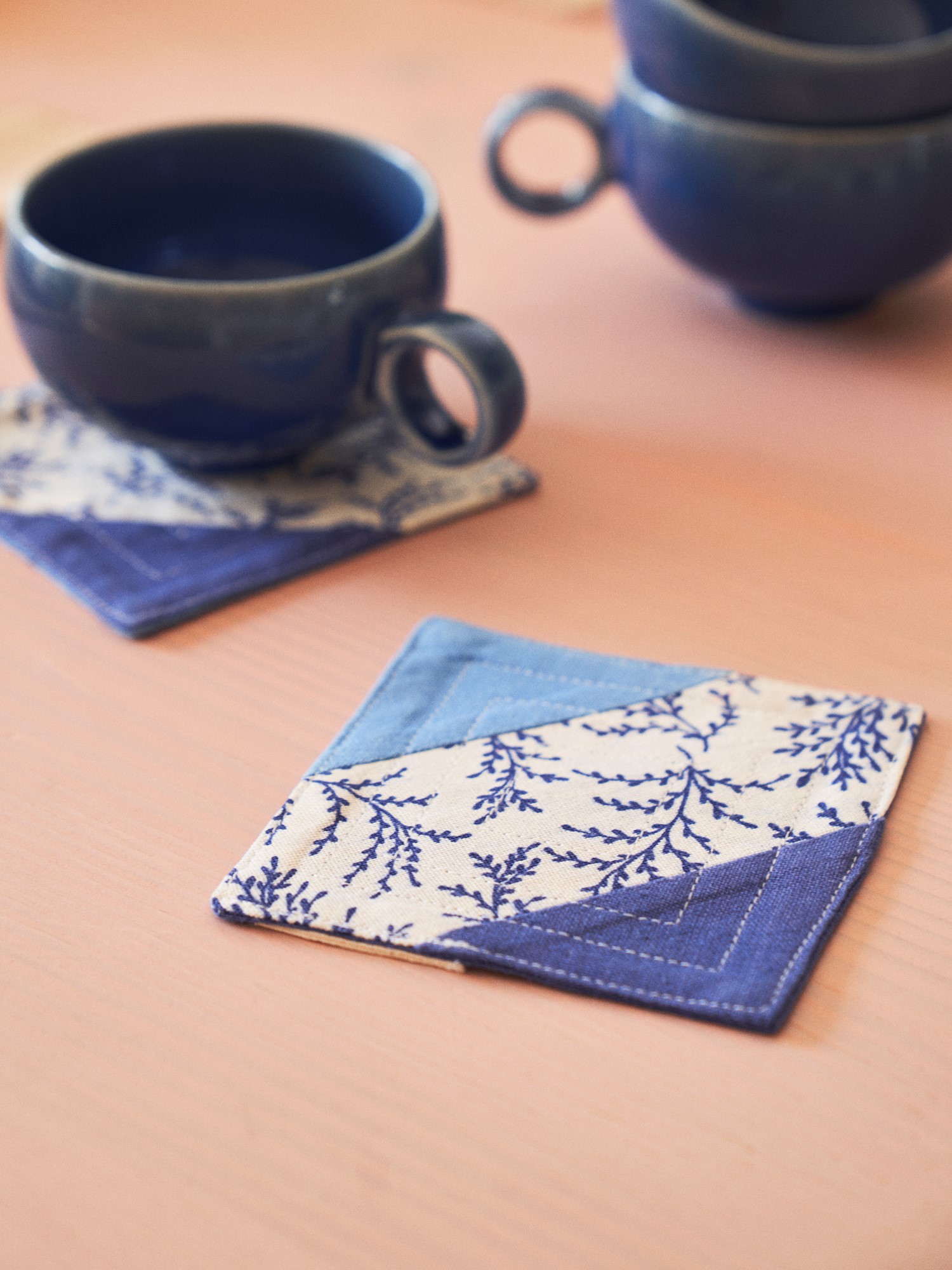 Patchwork trivet Cotton. 10 x 10 cm.