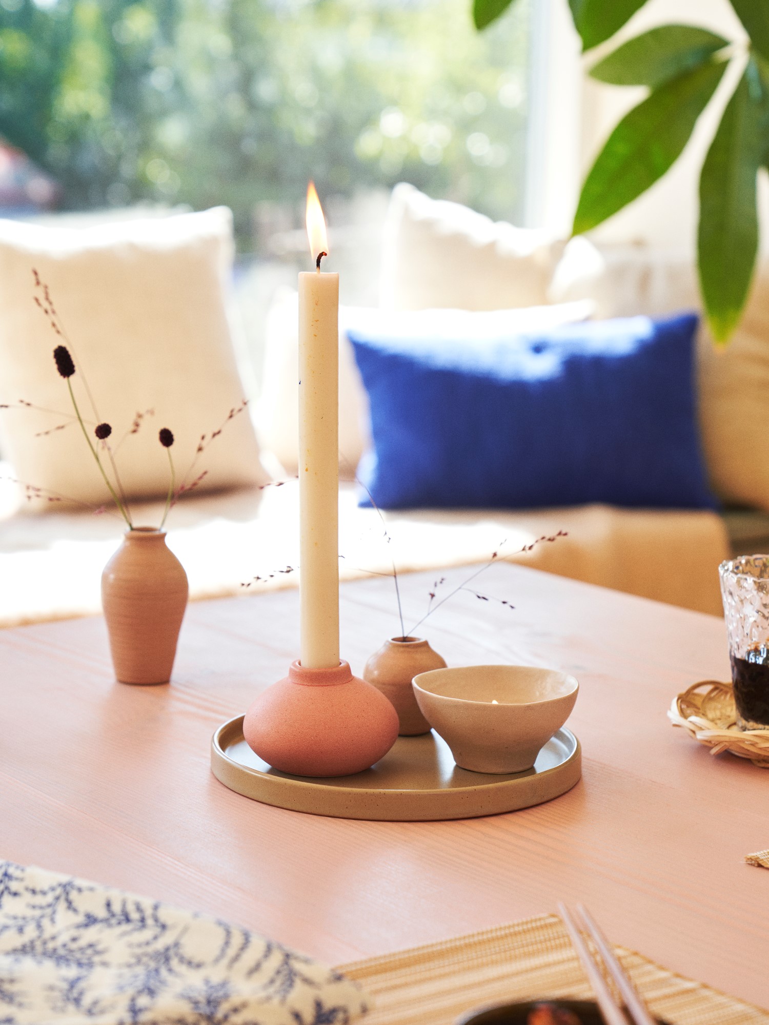 Candleholder Stoneware. Ø8.5 x 5 cm.