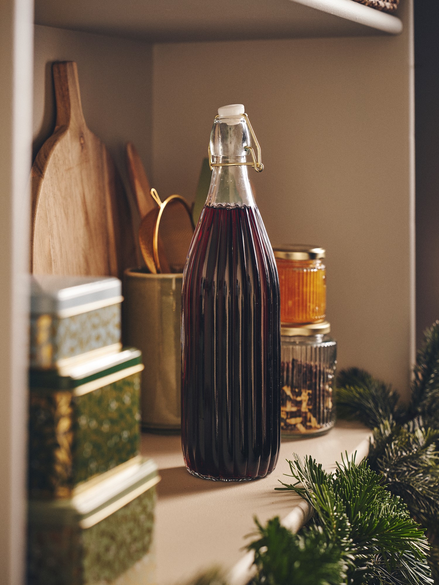 Bottle with stopper 1000 ml Glass. 8 x 31.5 cm. 1000 ml.