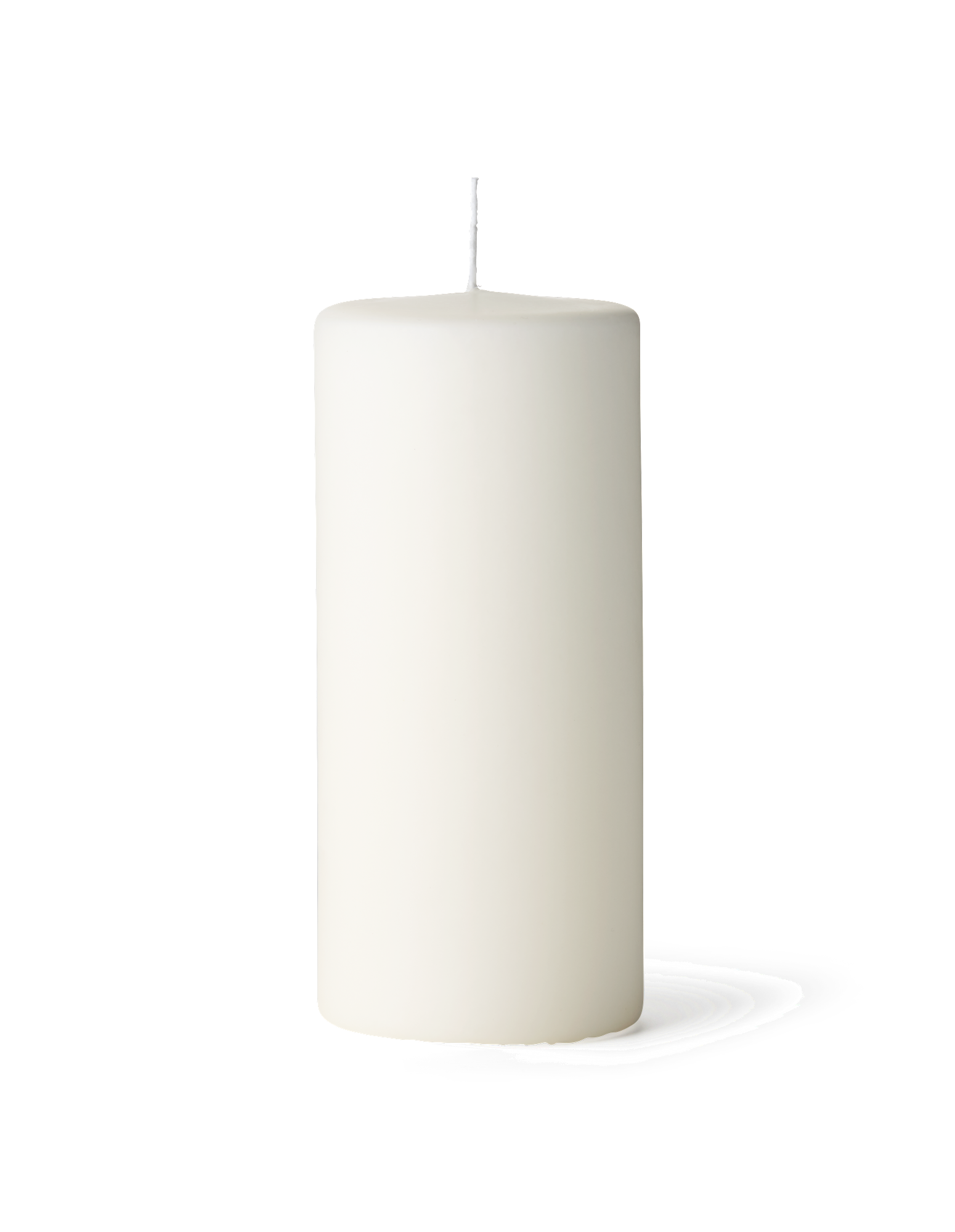 Pillar candle 15 cm Paraffin. 6.7 x 15 cm.