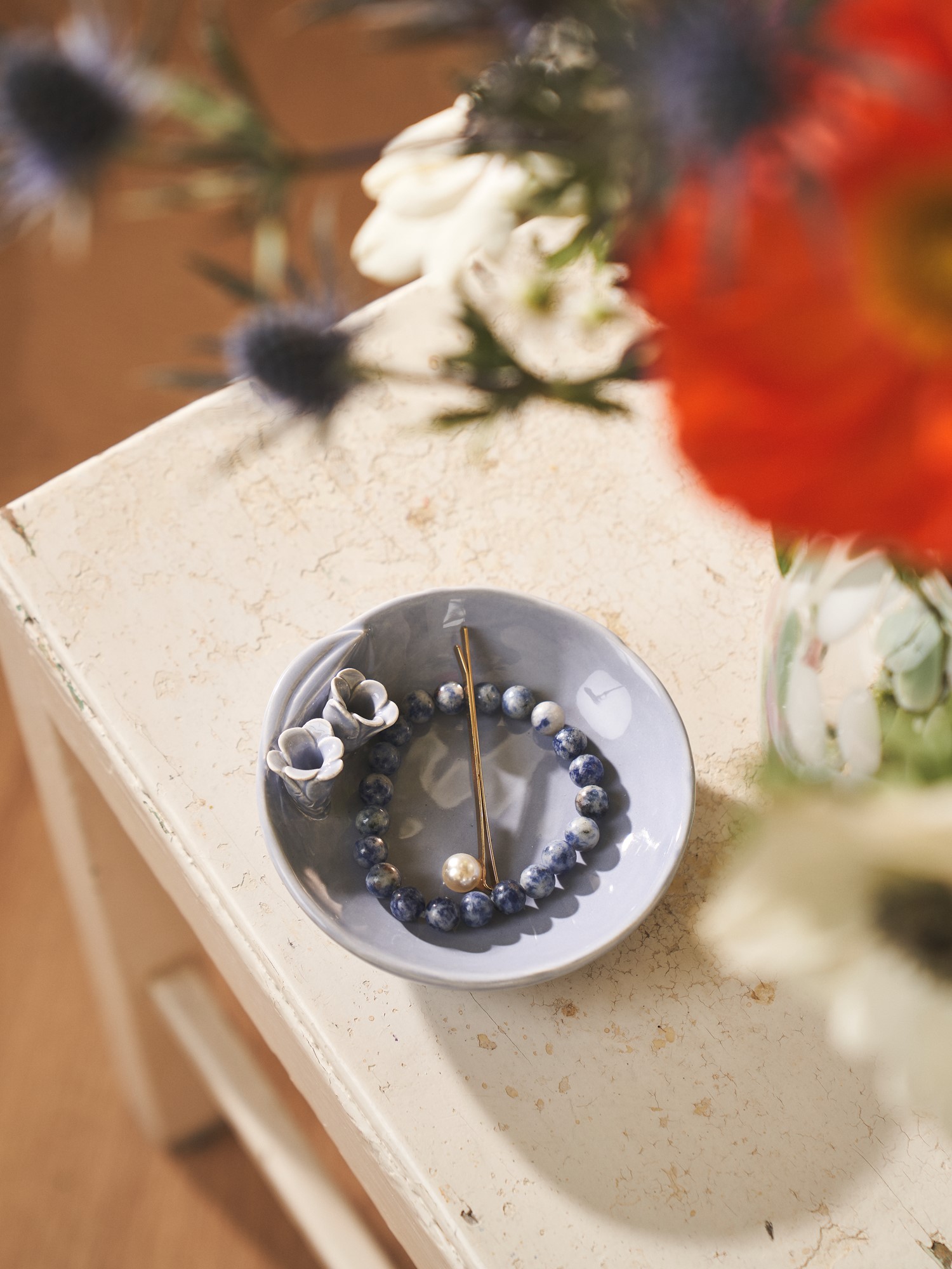 Decorative bowl Dolomite. 10.9 x 11.2 x 3.5 cm.