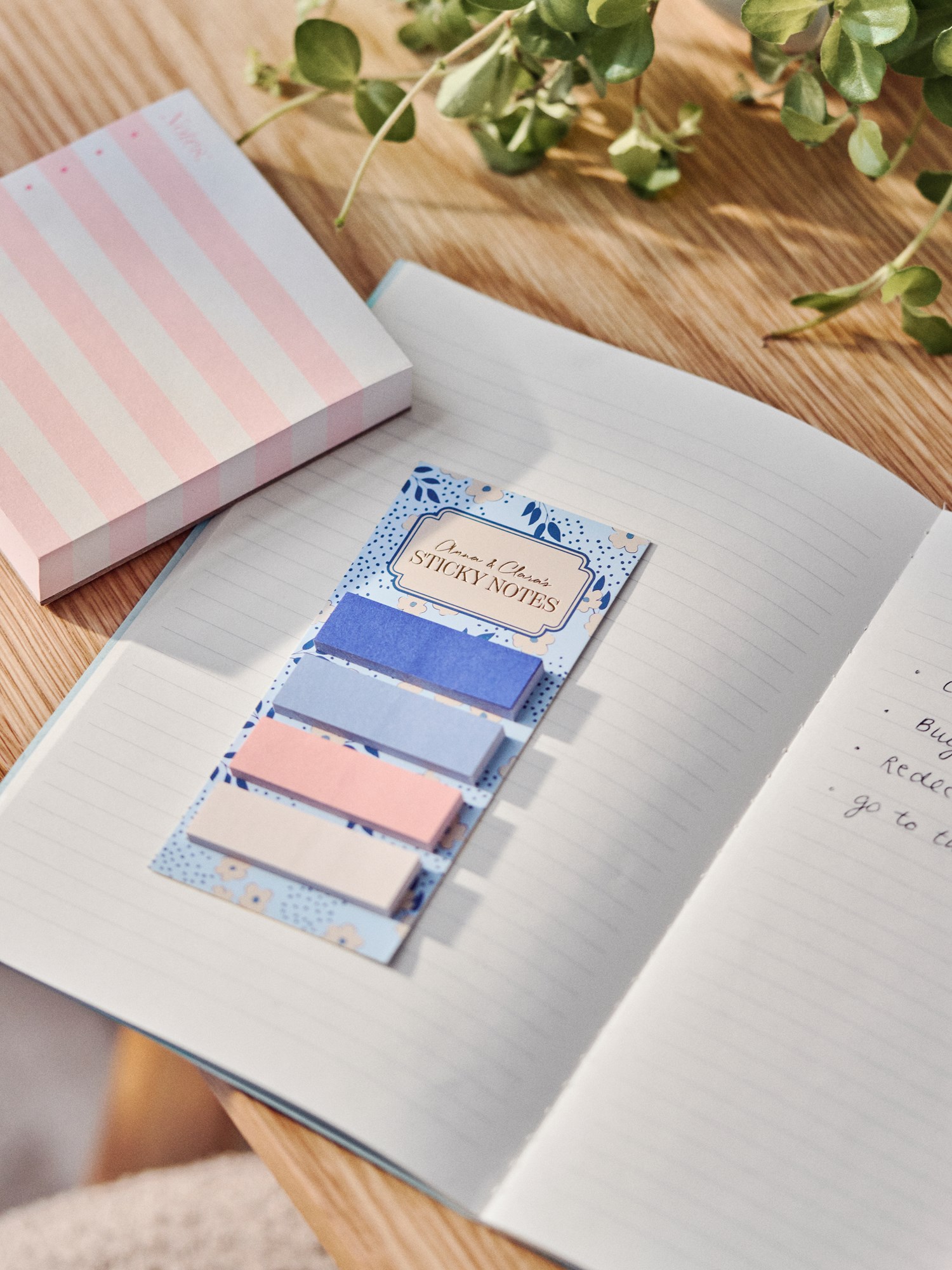 Sticky notes Paper. 1.5 x 5 cm.