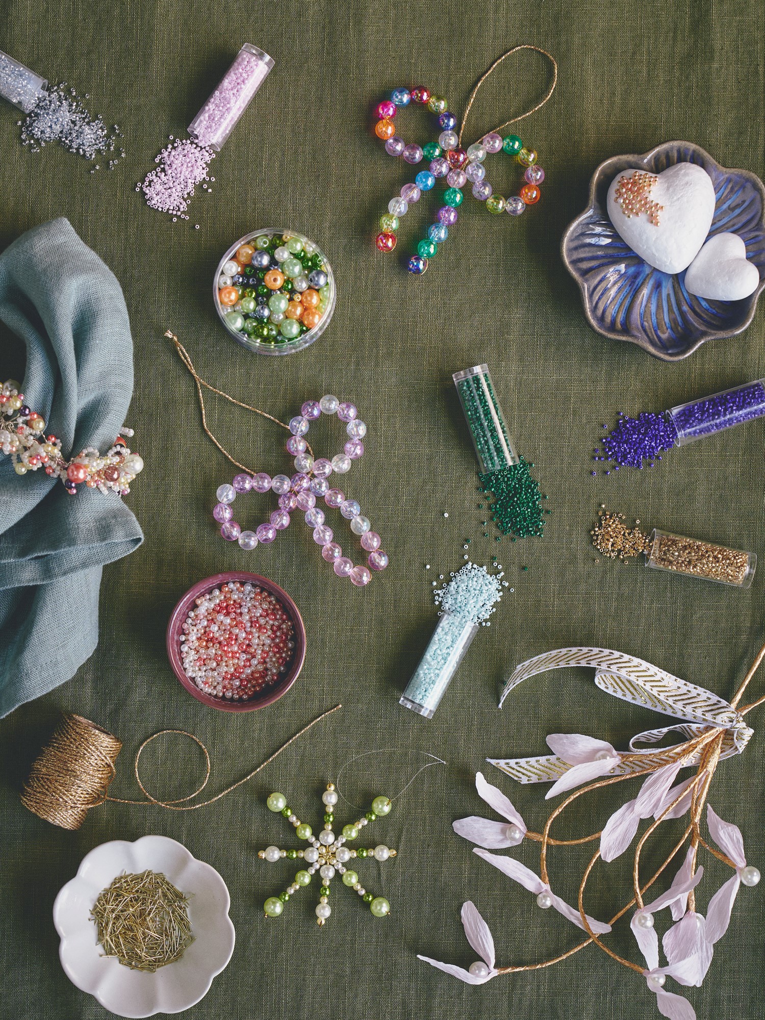 Beads Glass. 1.6 mm. 10 g.