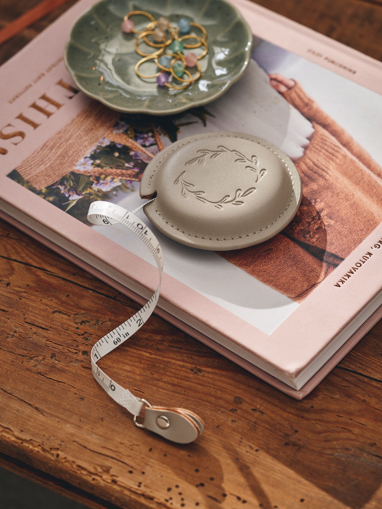 Tape measure 150 cm.