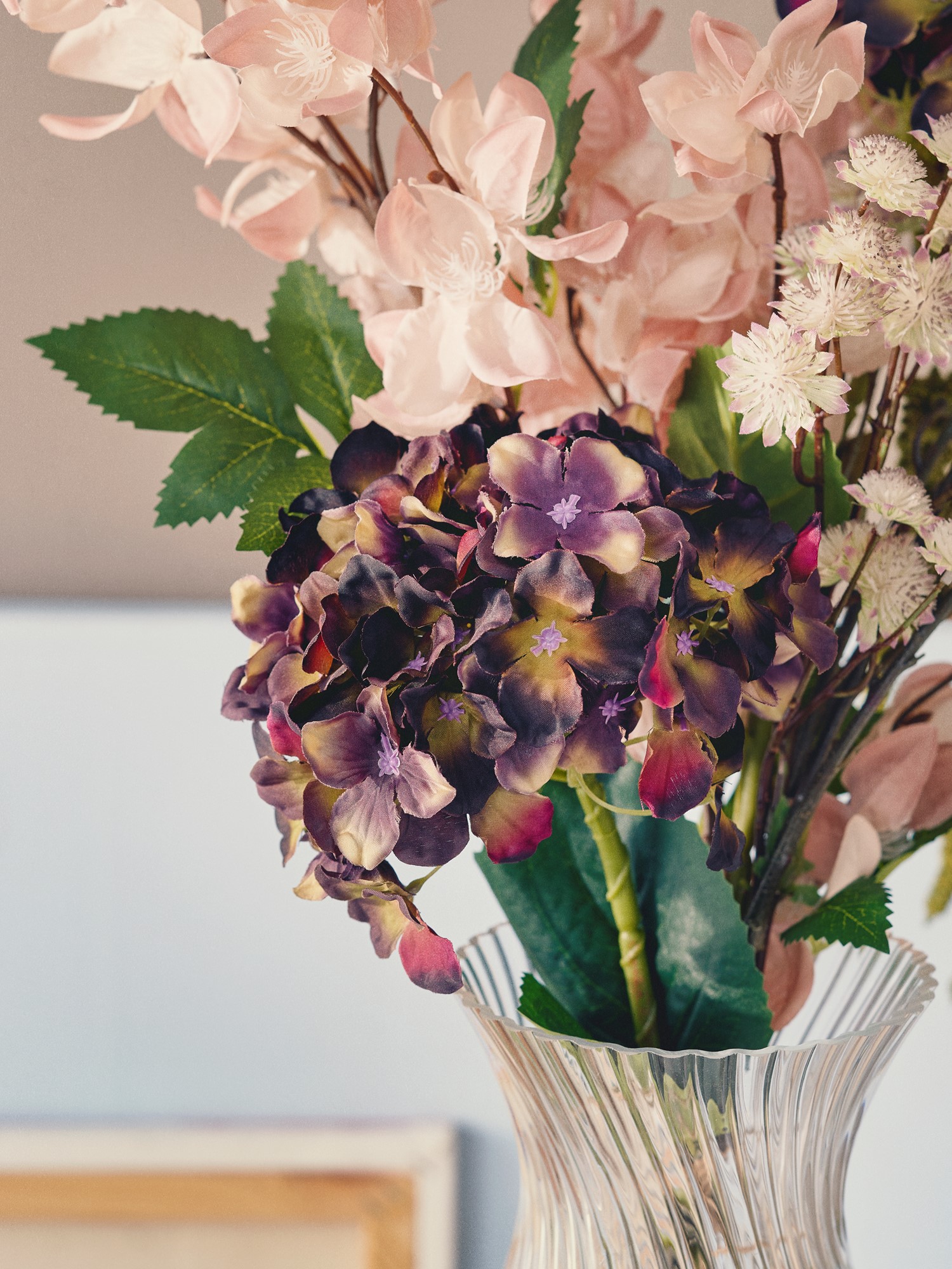 Artificial flower hydrangea 68 cm.