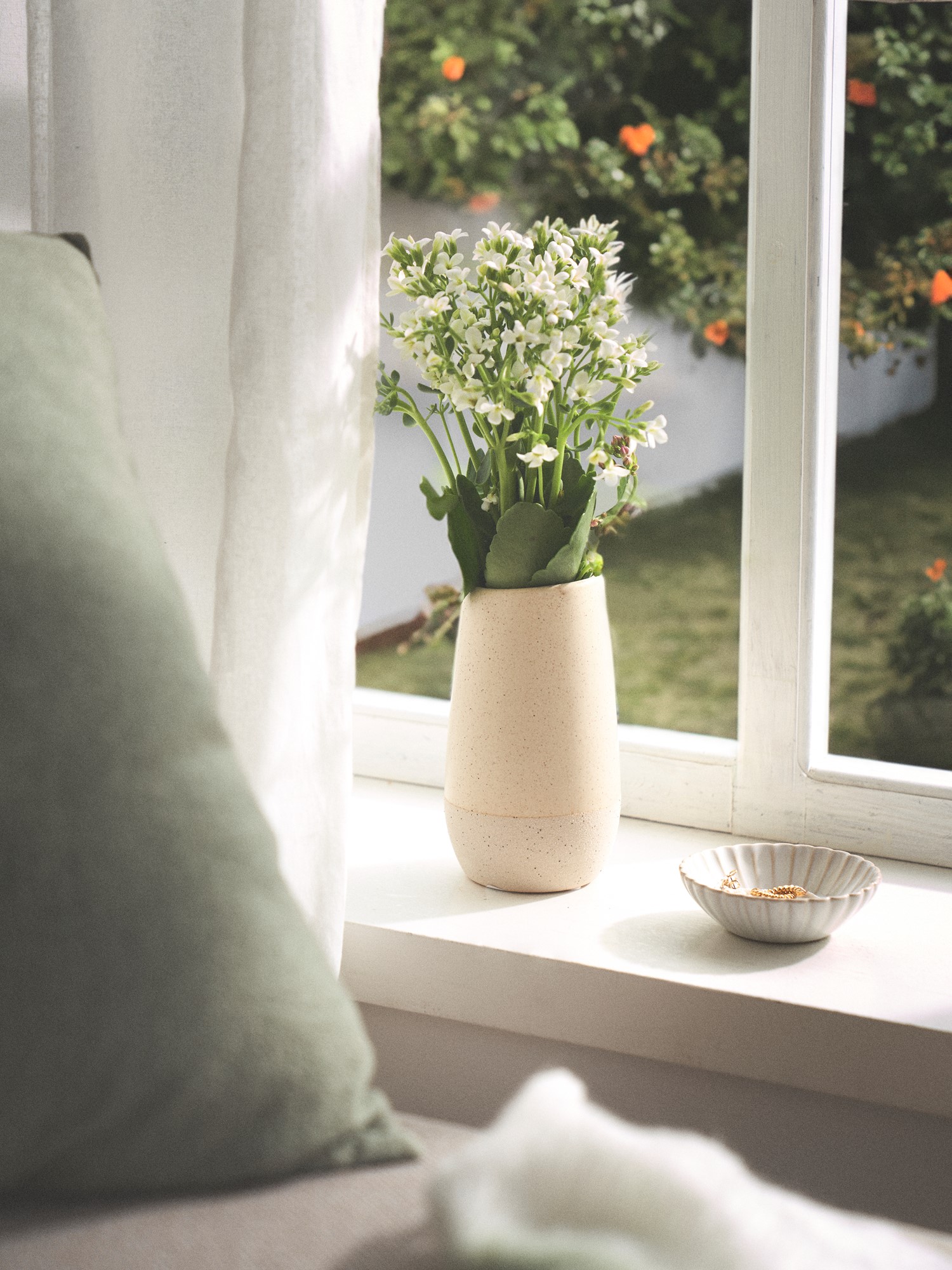 Vase Stoneware. Ø9.5 x 15 cm.