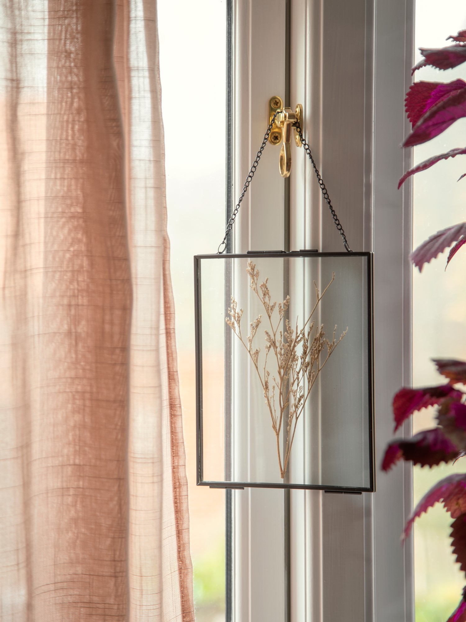 Frame 15 x 19 Glass/iron. 15 x 19 cm.