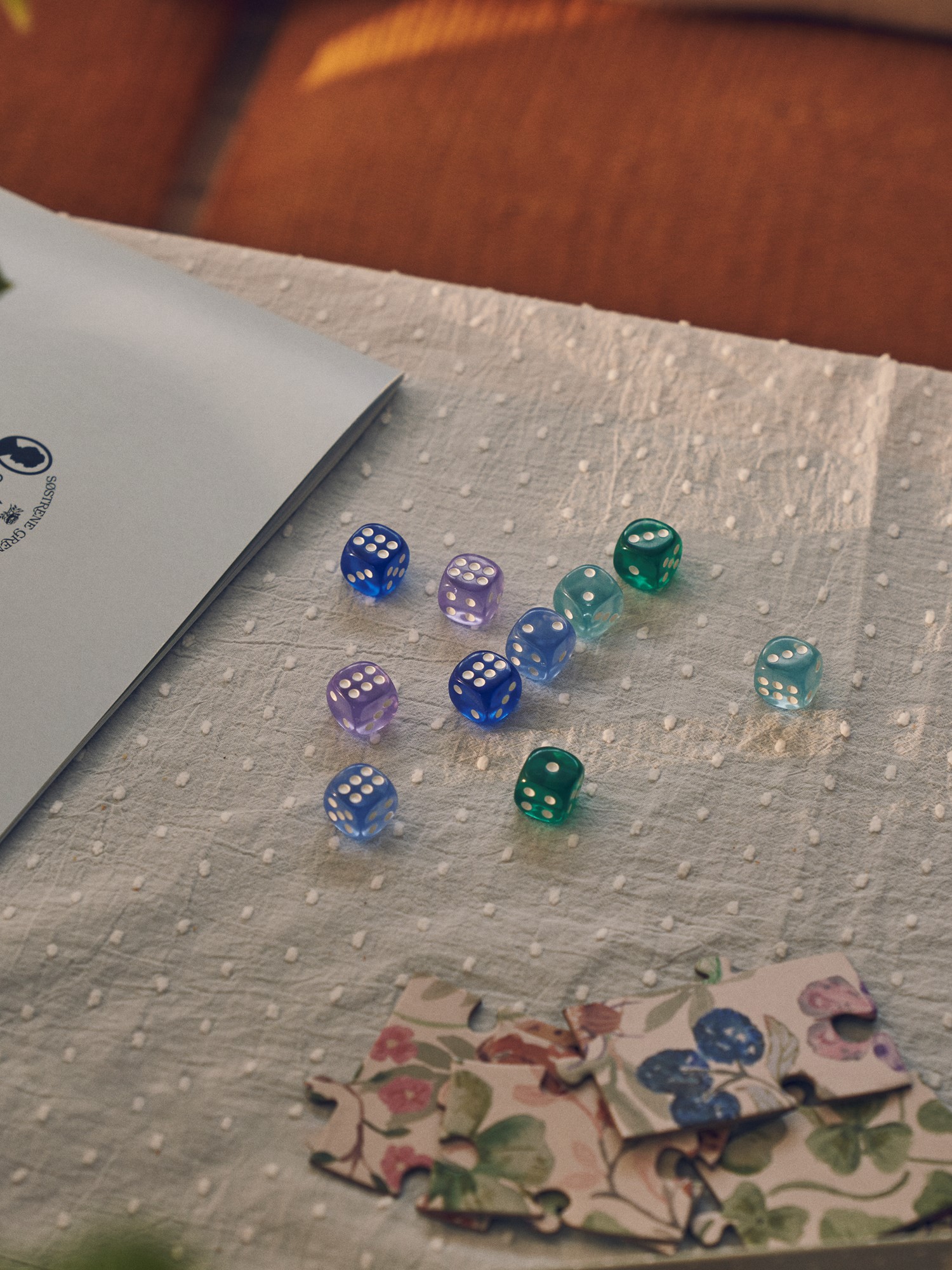 Dice Acrylic. 1.3 x 1.3 x 1.3 cm. 10 pcs.
