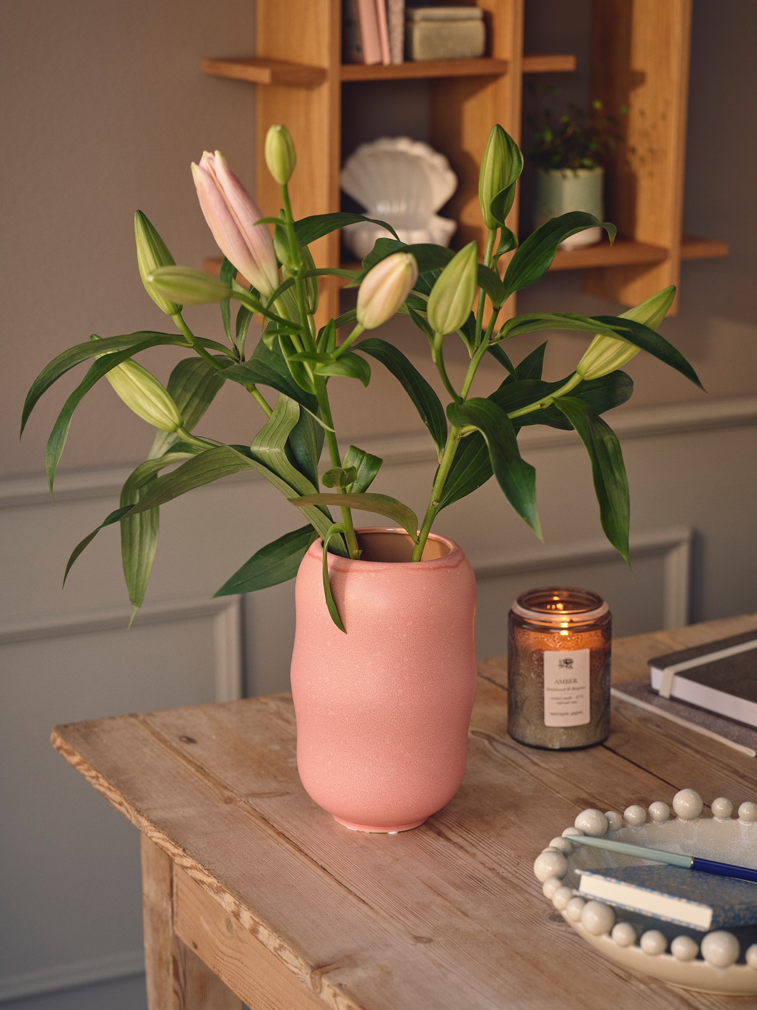 Vase Ceramic. Ø12.2 x 19 cm.