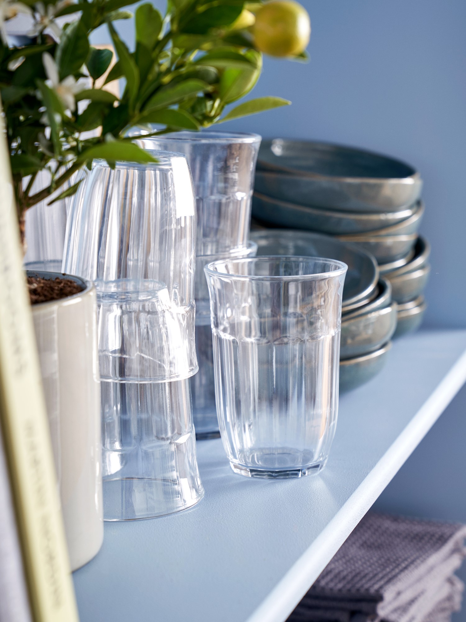 Drinking glasses 4-pack Glass. 8.7 x 12.6 cm. 310 ml. 4 pcs.