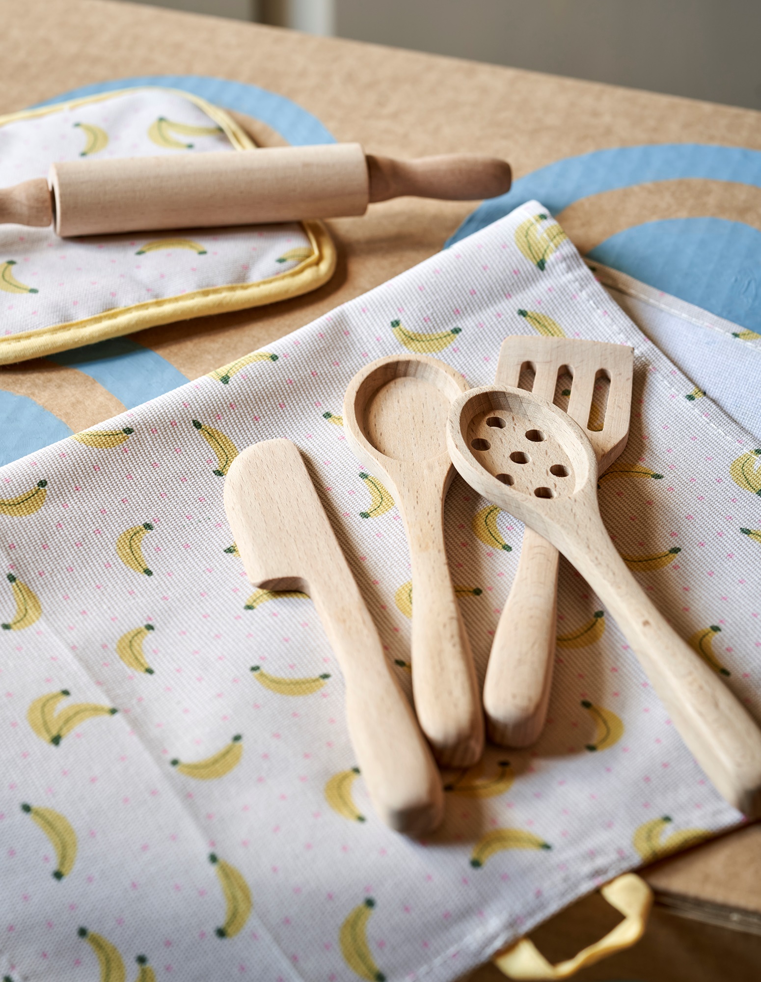 Toy knife Beech wood. 18 cm.