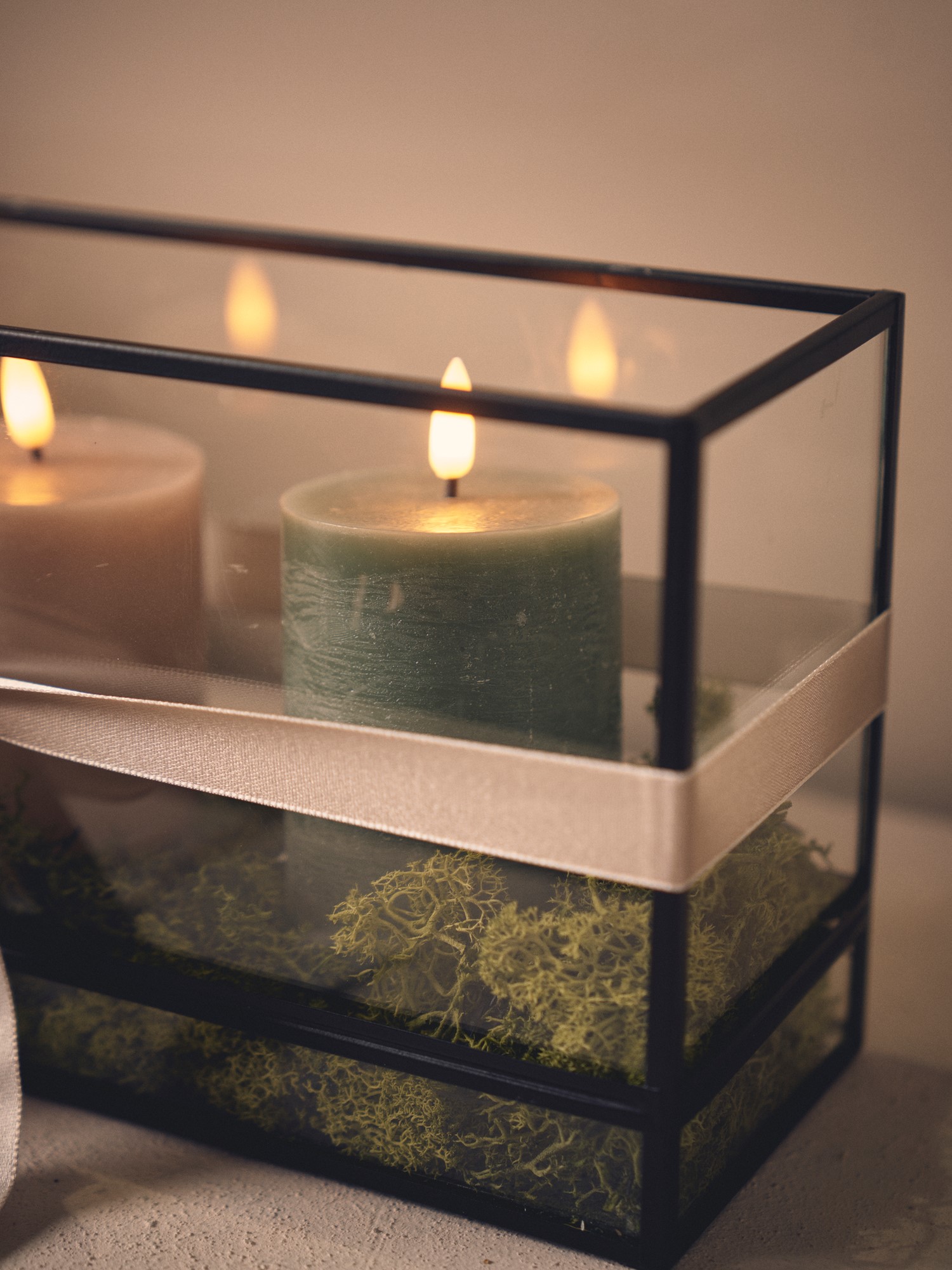 LED pillar candle 10 cm 7 x 10 cm.