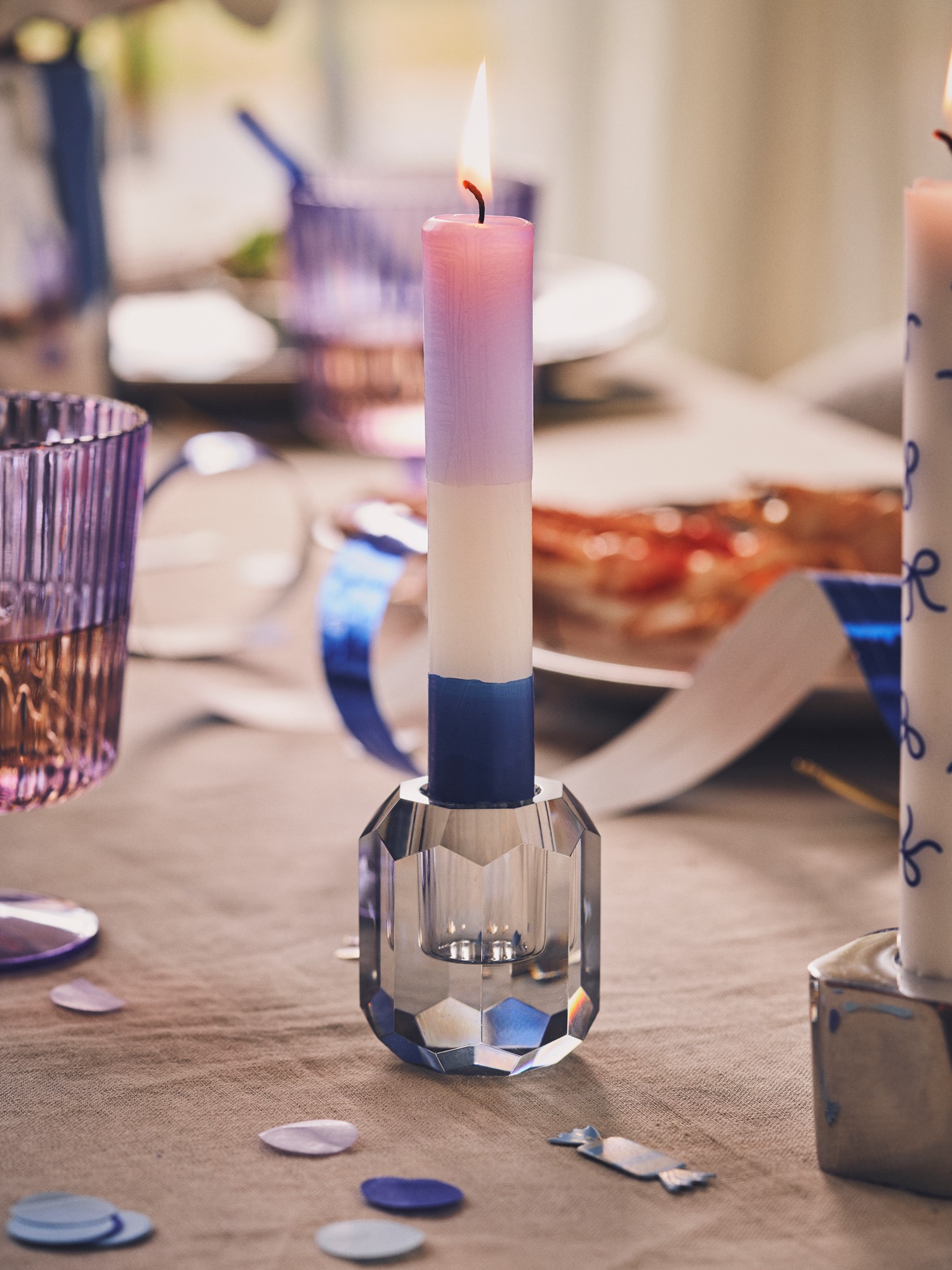 Candles 14 cm 2-pack 2.2 x 14 cm. 2 pcs. 7 hours.