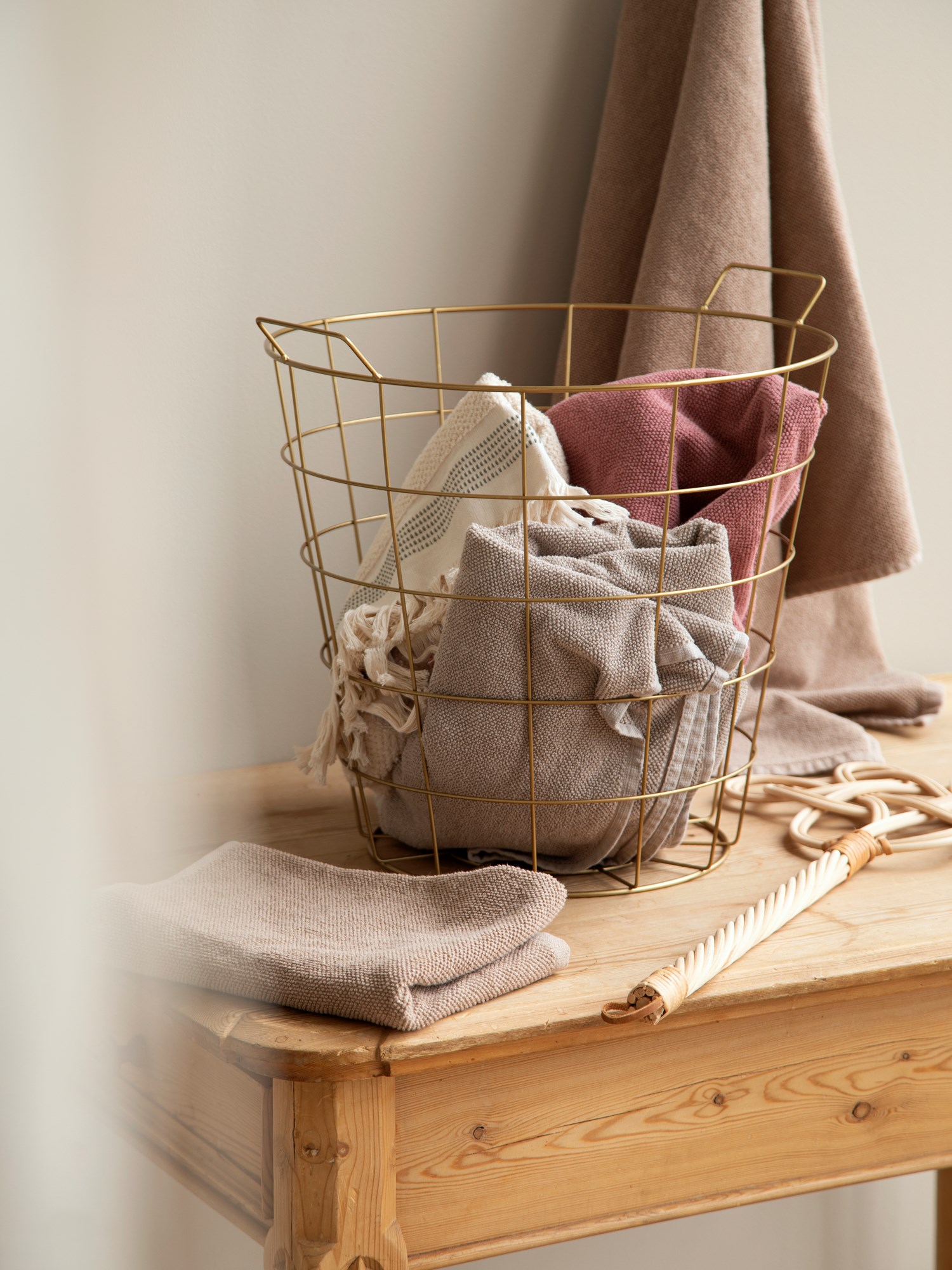 Basket Iron. Ø38 x 30 cm.