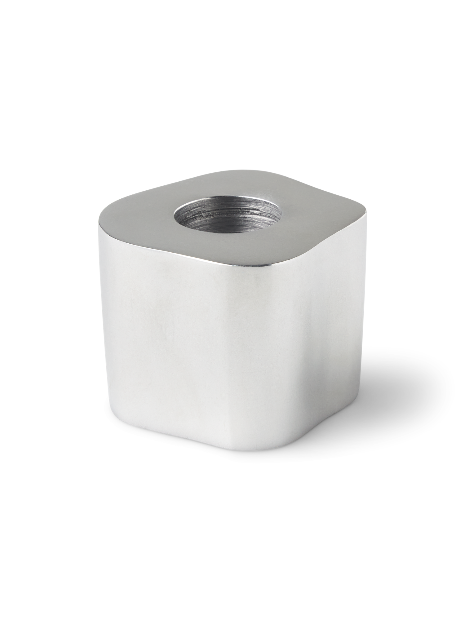 Candleholder Aluminium. 4.7 x 5.1 x 4 cm.
