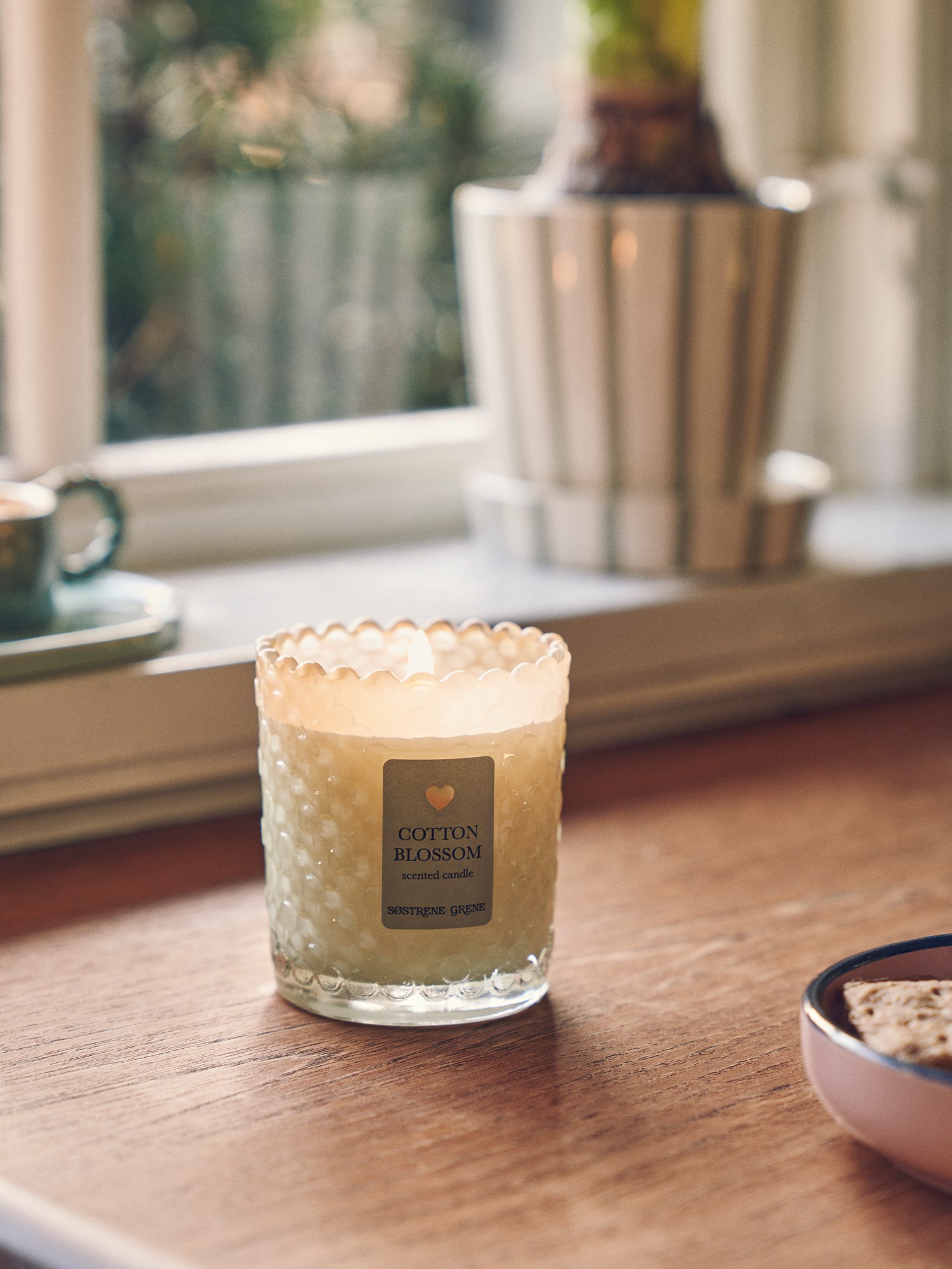 Scented candle Cotton Blossom Rapeseed wax/scent/glass. 23 hours.