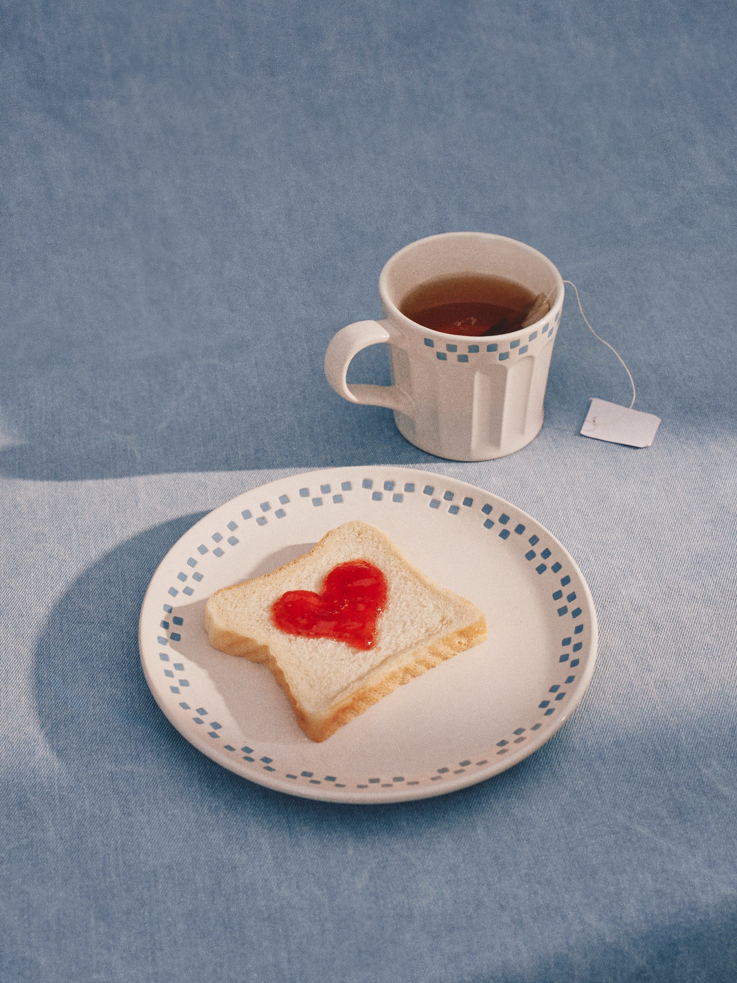 Plate Stoneware. Ø20.3 x  2.1 cm.