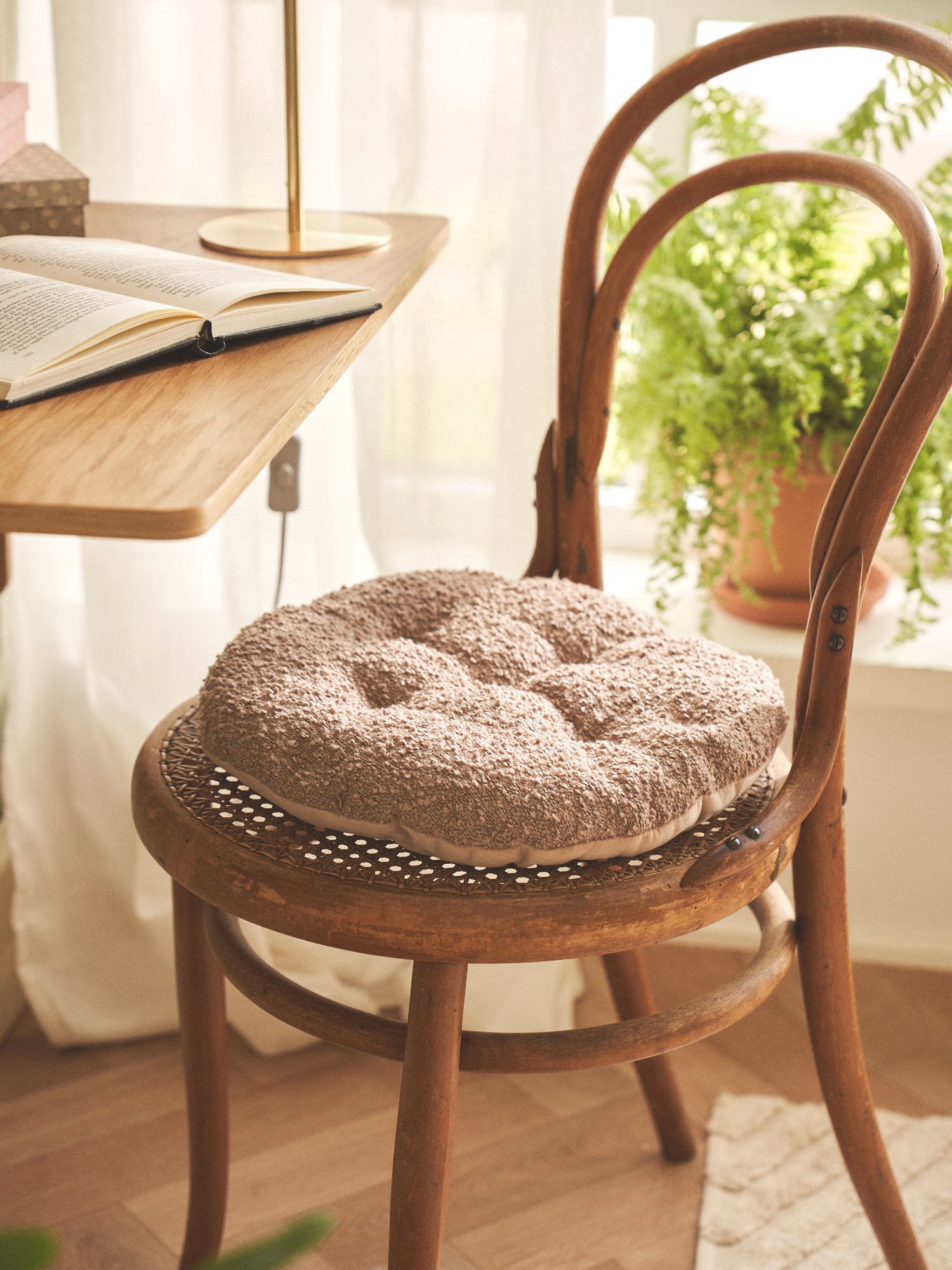 Seat cushion Ø37 cm.