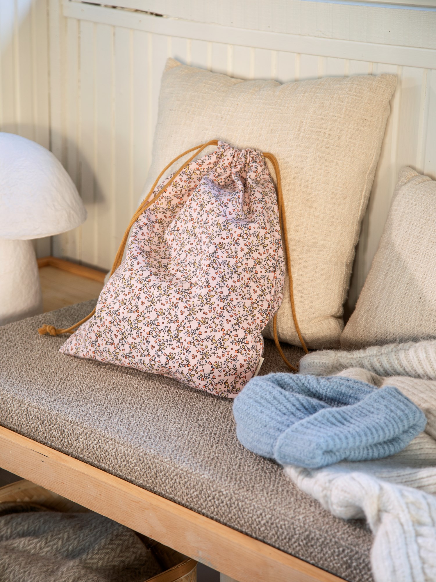 Drawstring bag Organic cotton. 33 x 43 cm.