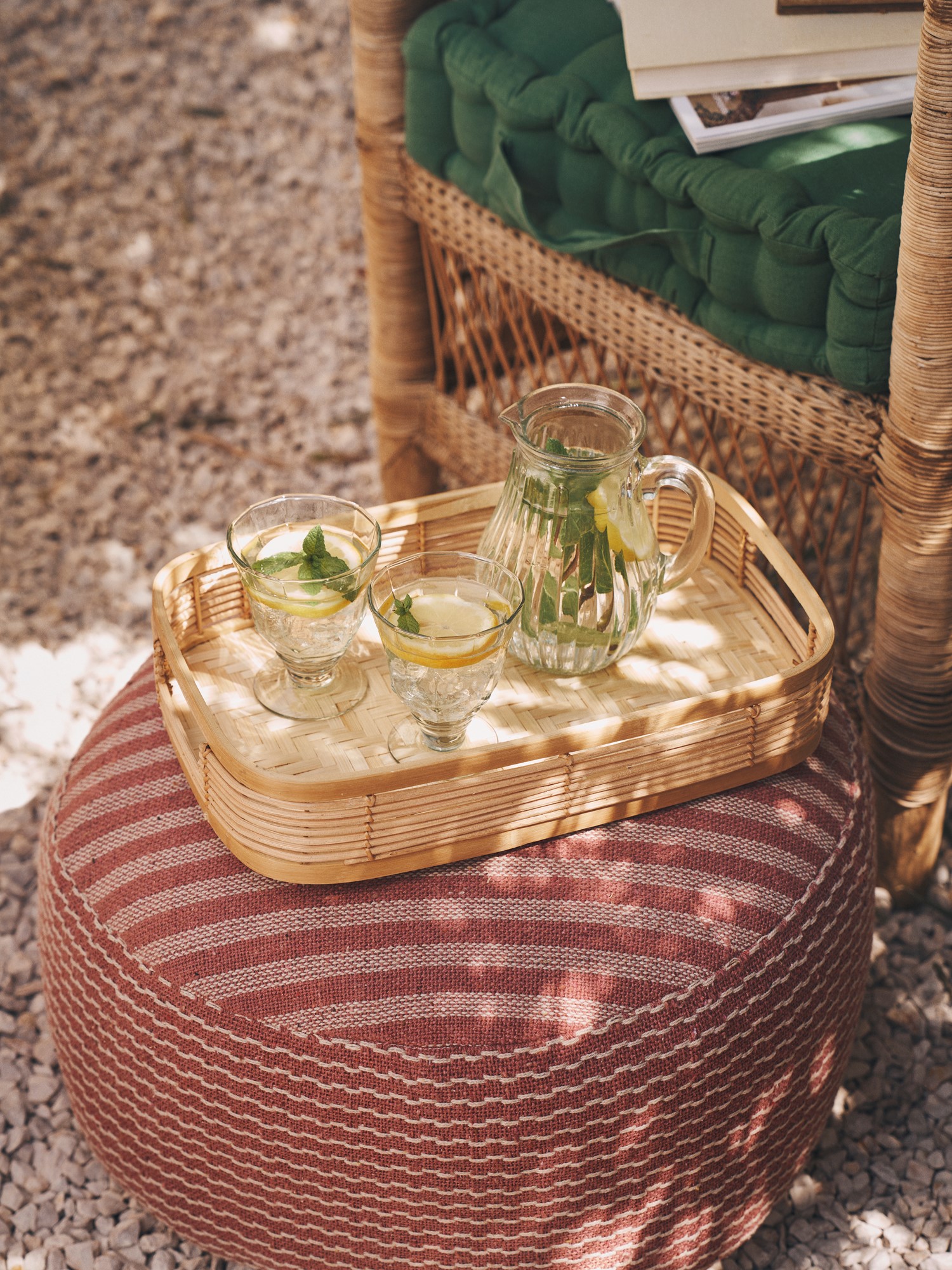 Tray Bamboo. 39 x 26 x 8 cm.