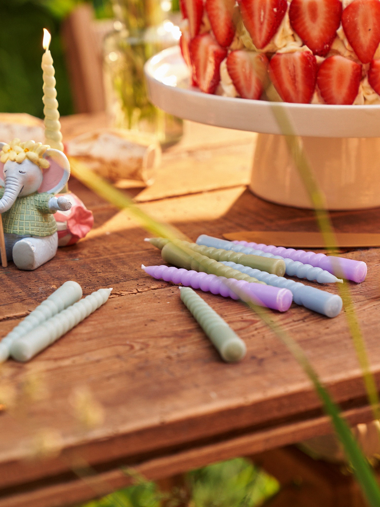 Twisted candles 10 cm Paraffin/cotton. ⌀1.2 x 10 cm. 10 pcs.