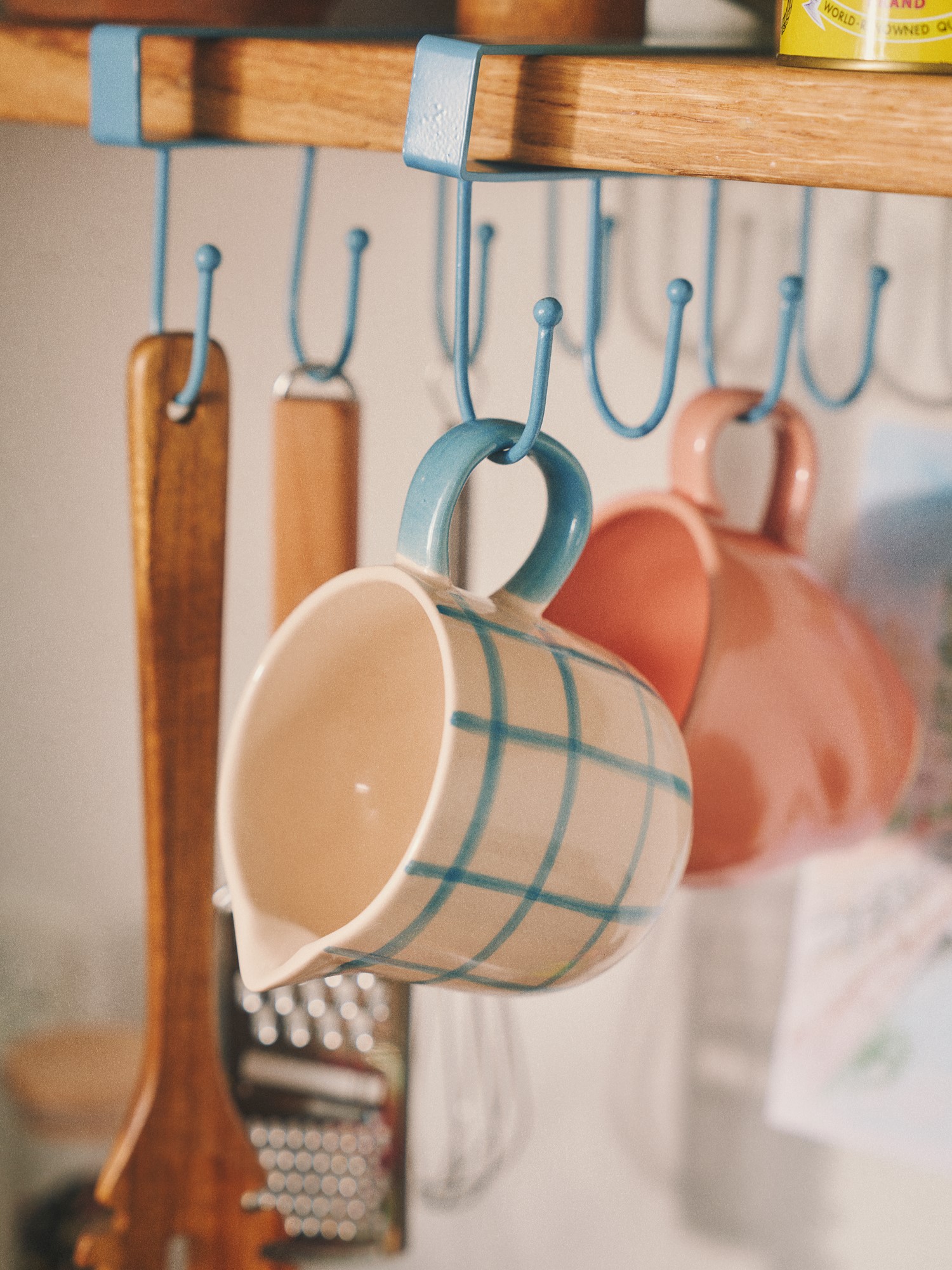 Milk jug Stoneware. 10.2 cm.