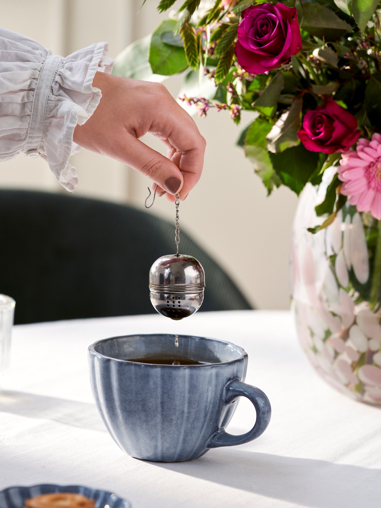 Tea strainer Stainless steel. 4 cm.