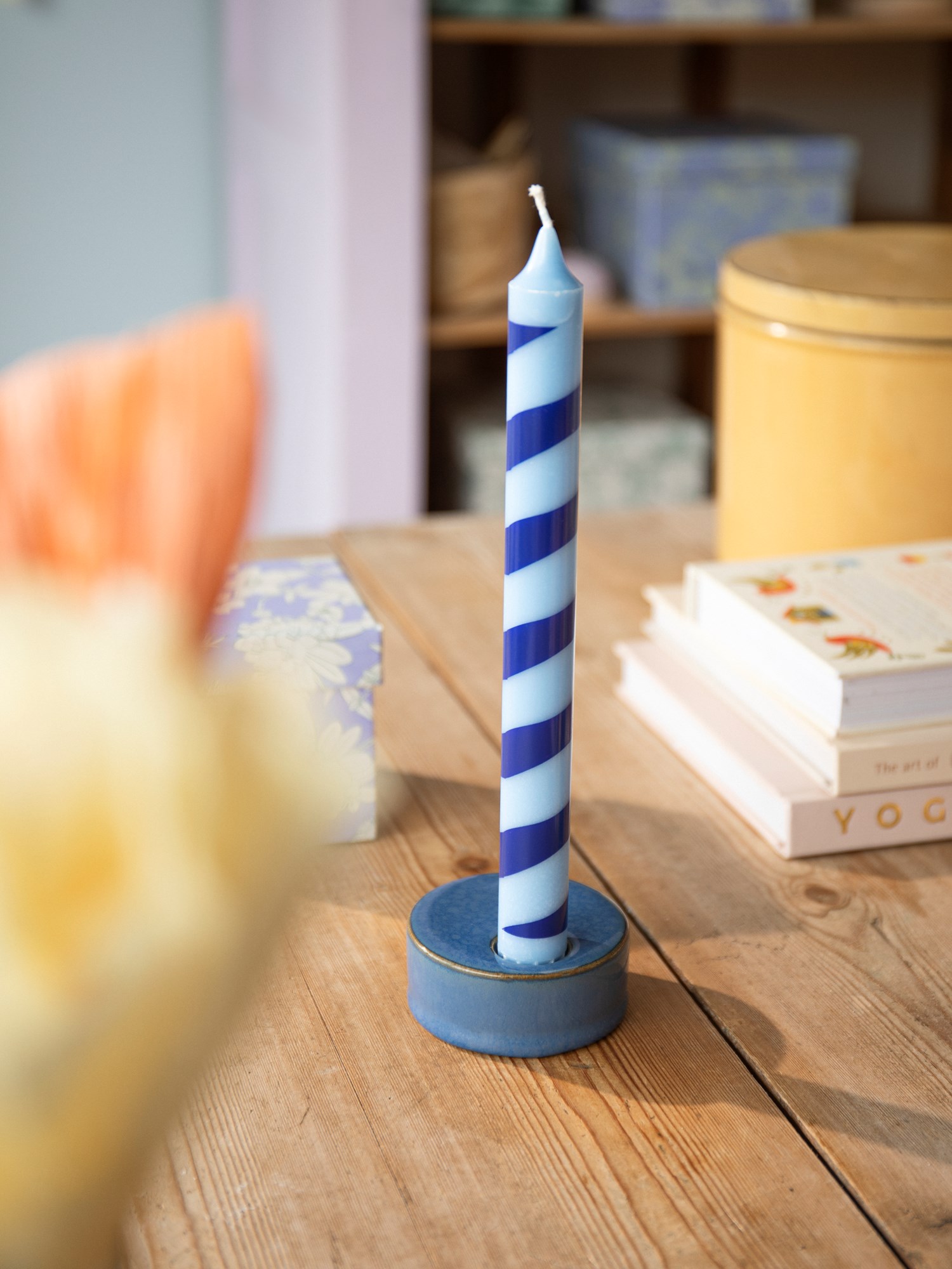 Striped candles 25 cm Stearin/paraffin wax. Ø2.2 x 25 cm. 8 hours. 2 pcs.