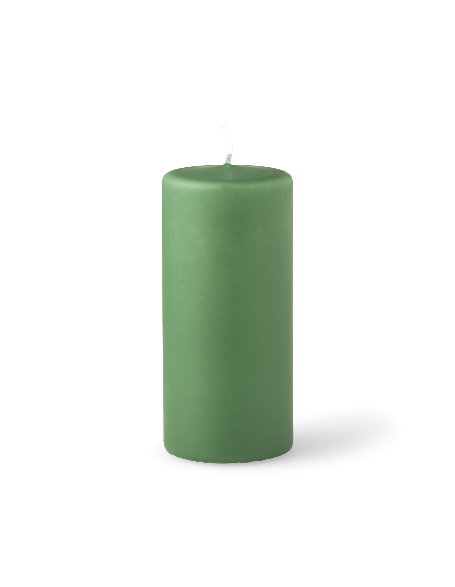 Pillar candle 15 cm Paraffin. 6.7 x 15 cm.