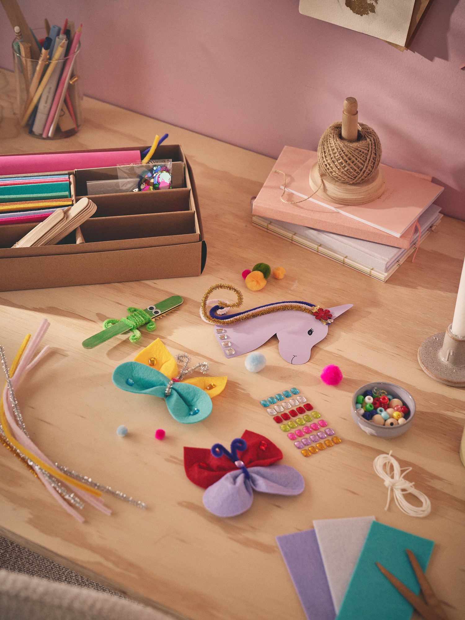 DIY-kit Polypropylene/wood/paper.