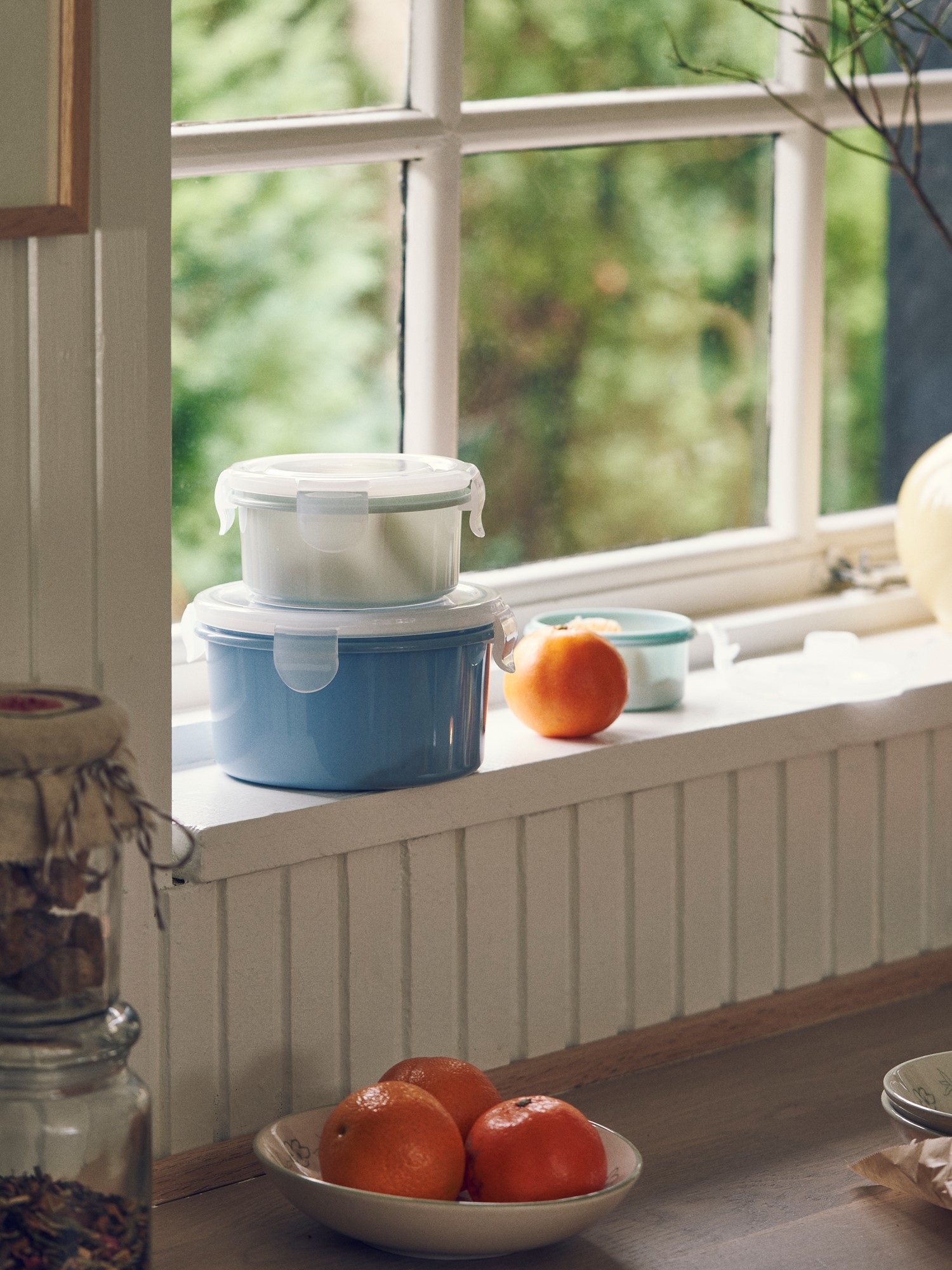 Food container Plastic. 10,5 cm x 5.5 cm.