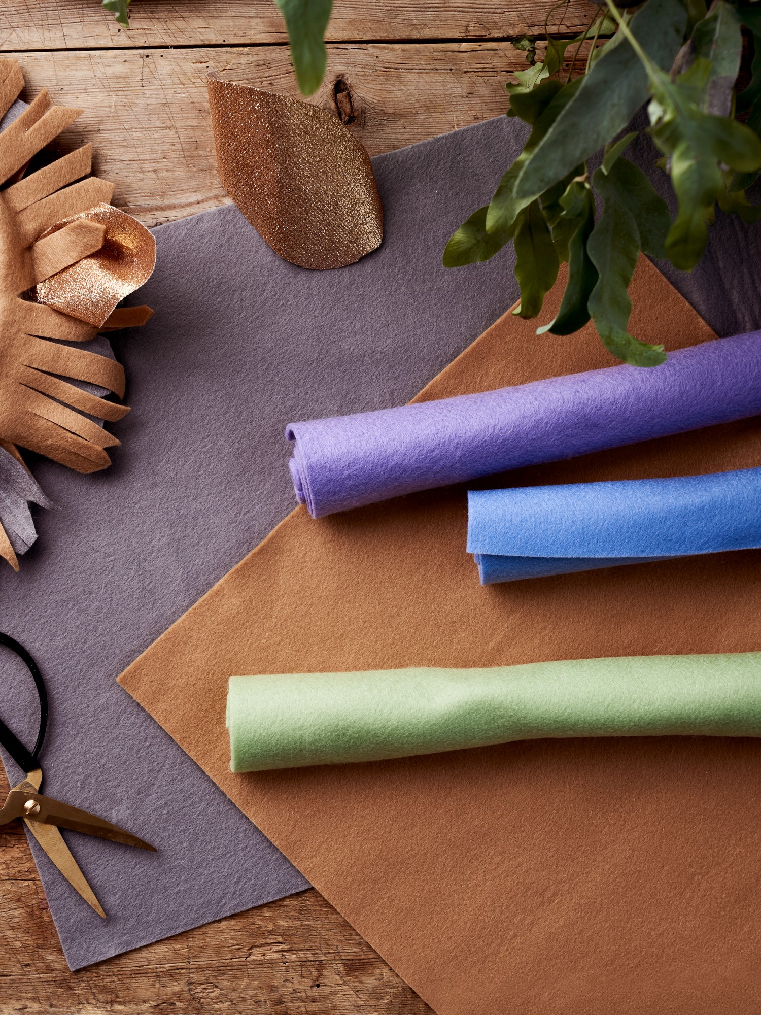 Felt Polyester. 30 x 42 cm.