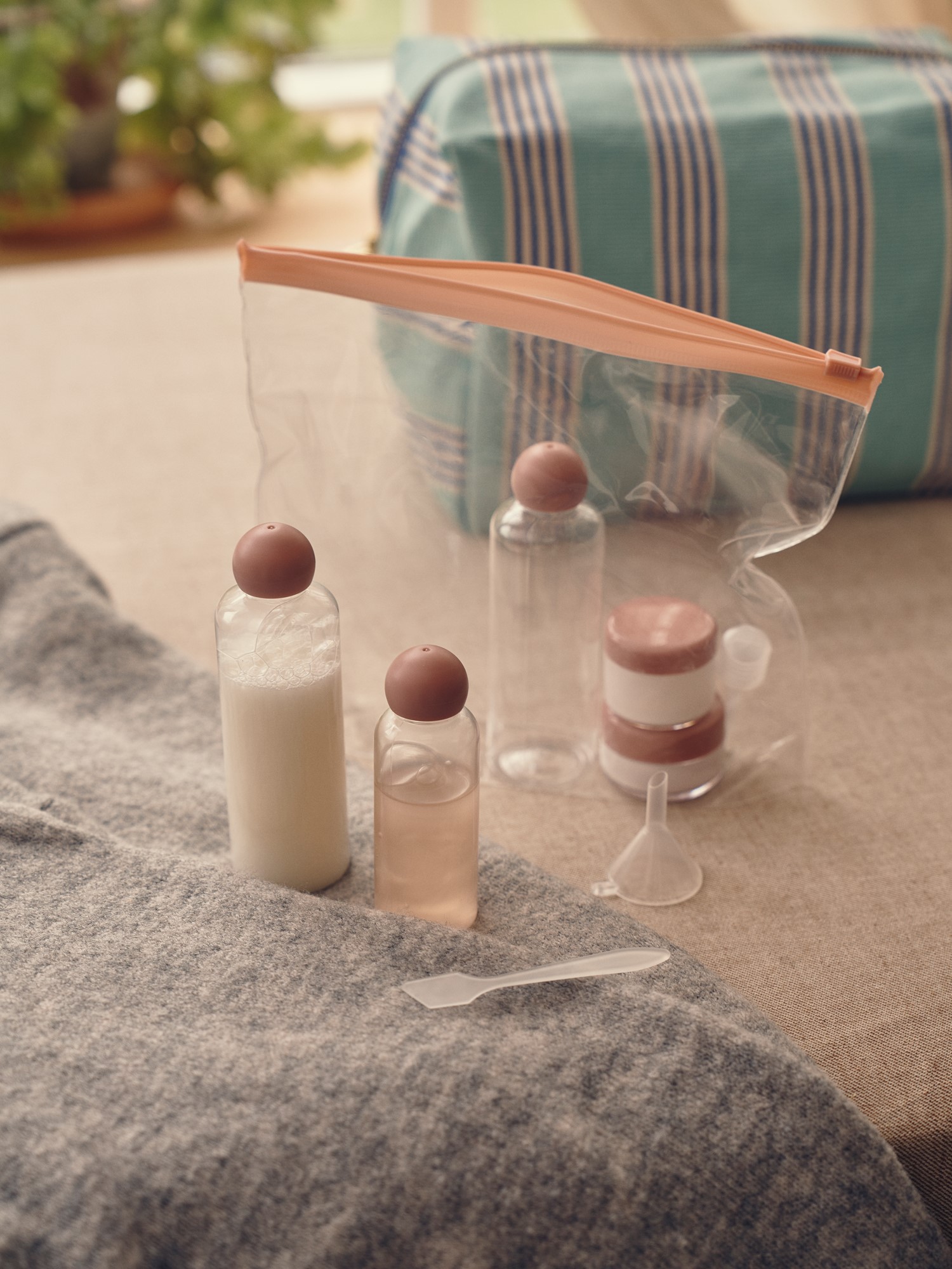 Travel container set Polypropylene/PET. 5 pcs.