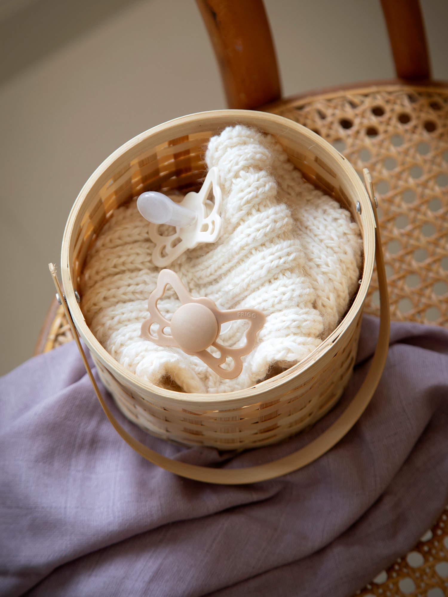 Anatomical Silicone Pacifiers 2-pack Size 2 Butterfly. 6-18 months.