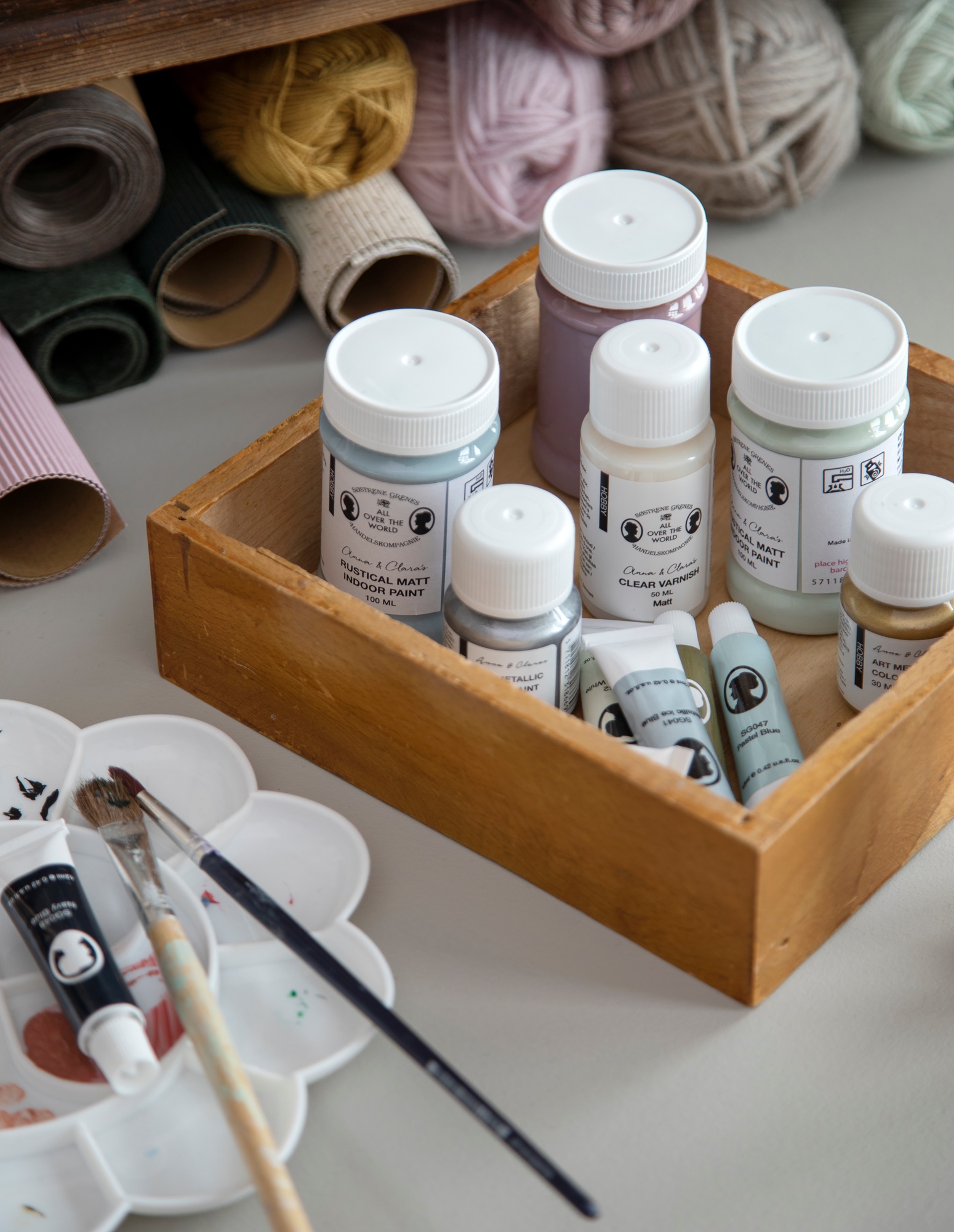 Palette Plastic. 14 wells.