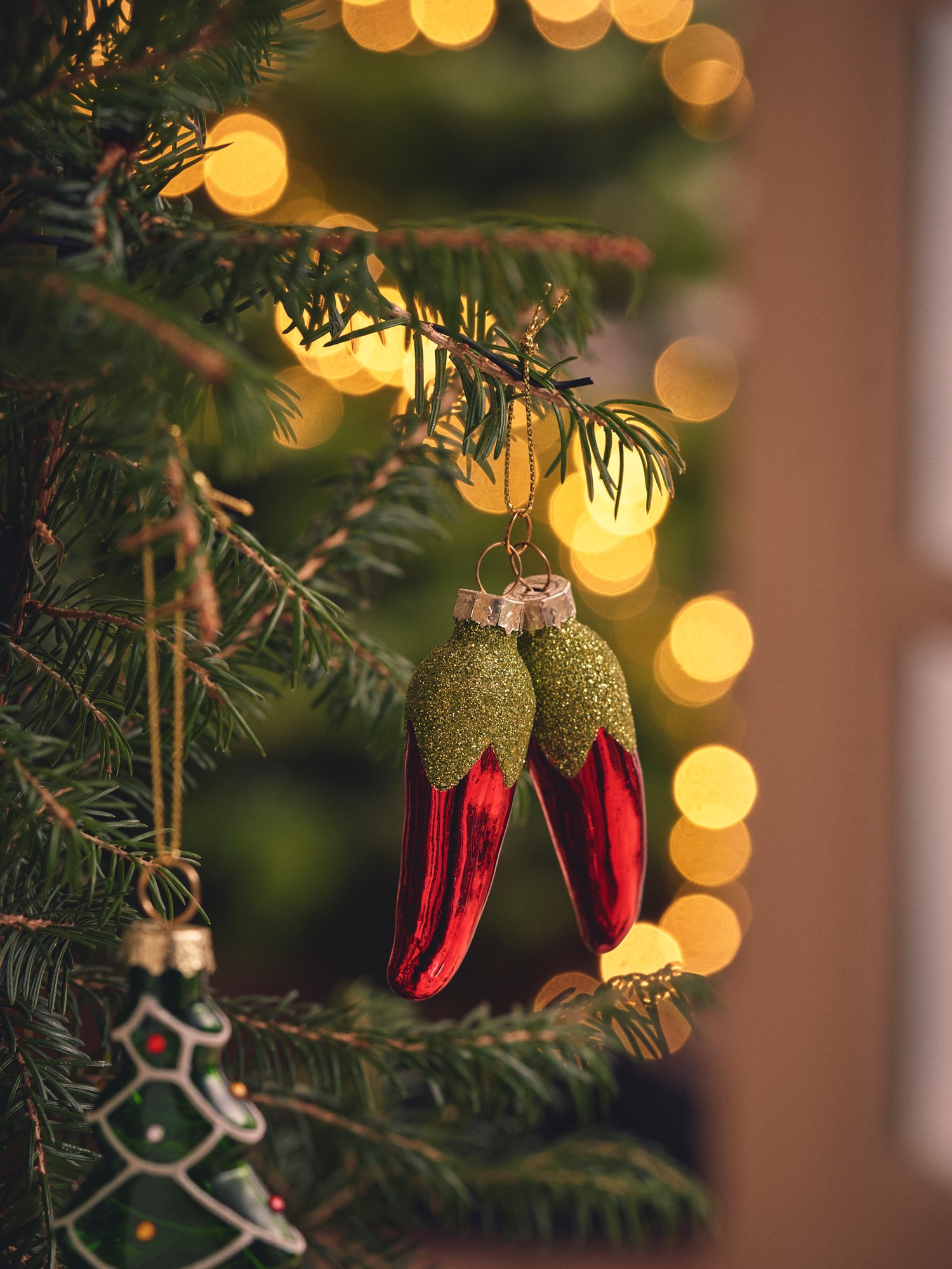 Chili ornaments Glass. 7 cm.