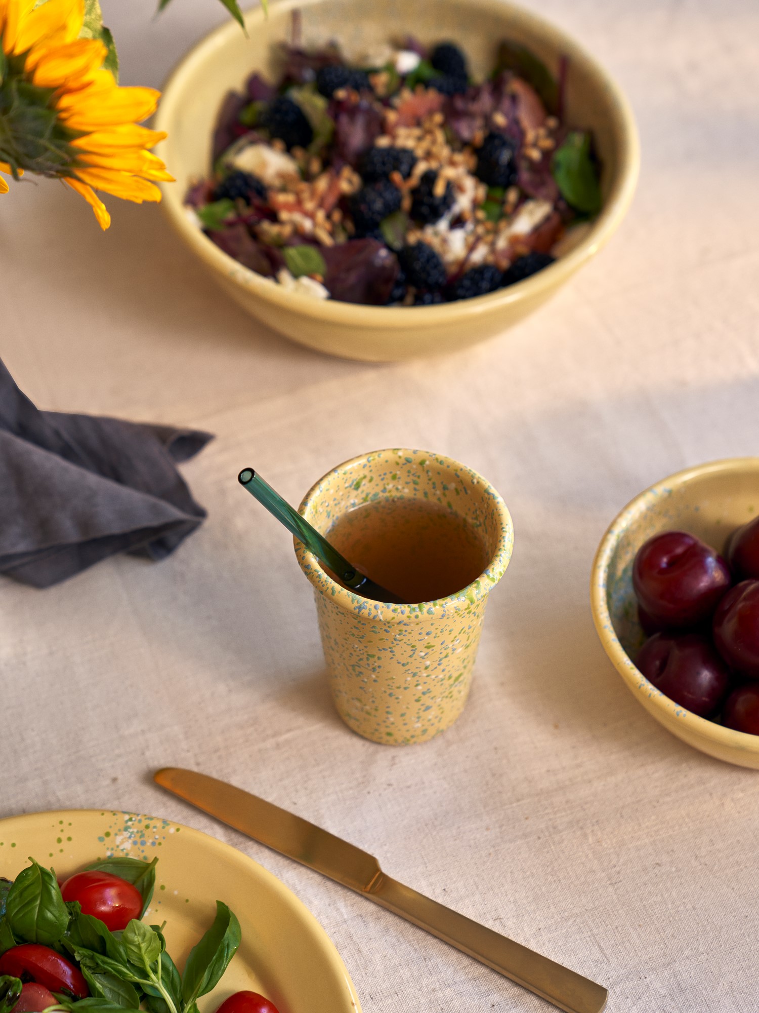 Flow Fest tumbler - yellow Enameled steel. 400 ml.