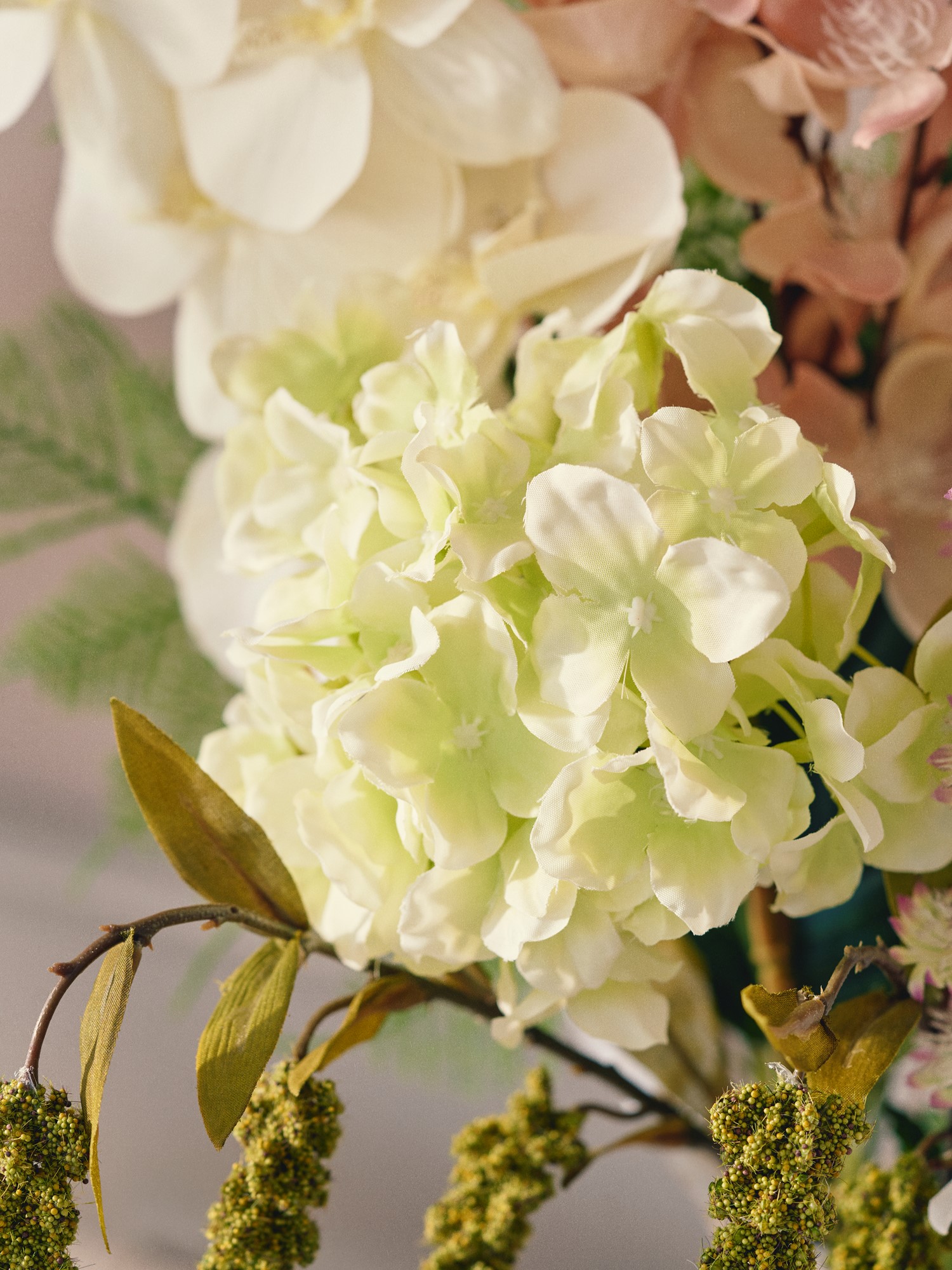 Artificial flower hydrangea 68 cm.