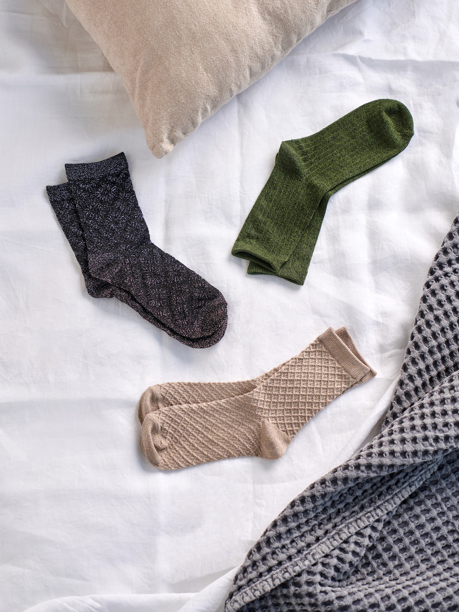 Socks 36/38 3-pack  Polyester/elasthane.