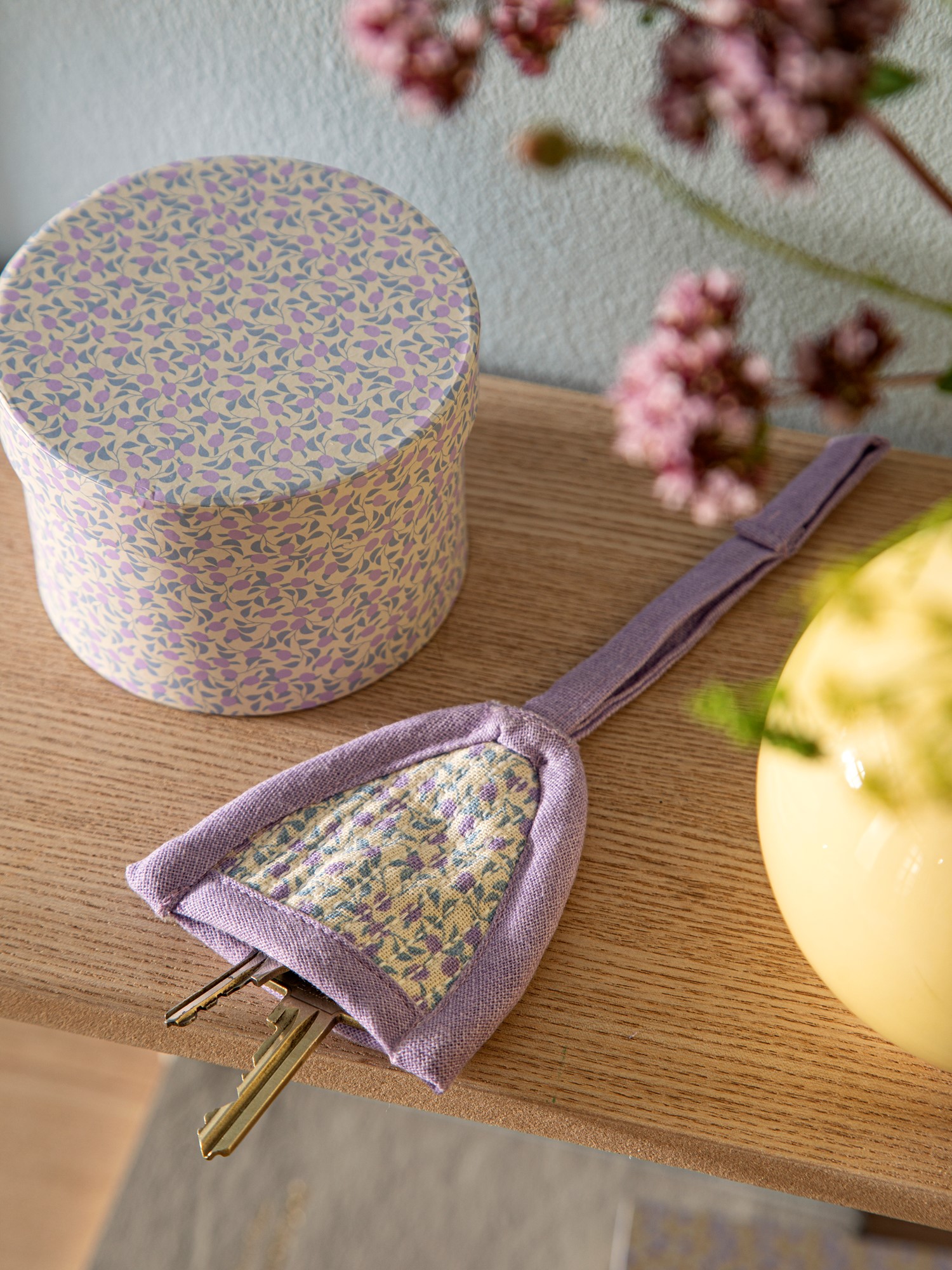 Keychain Cotton/polyester. 20 x 7 x 7 cm.