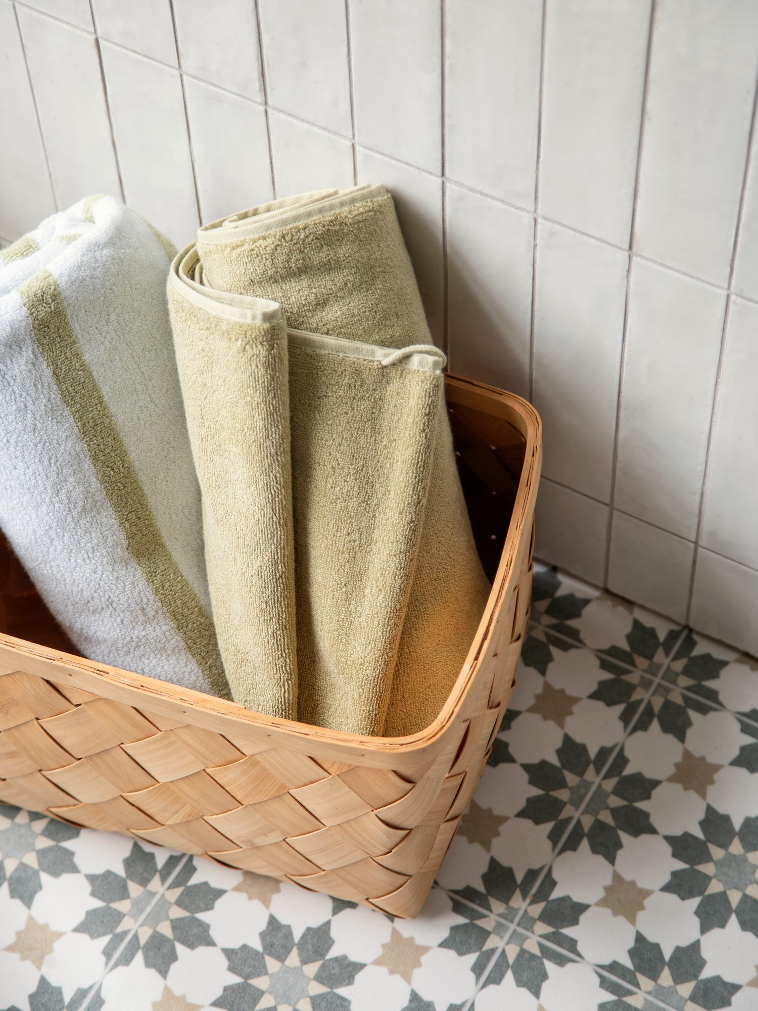 Bath towel 70 x 140 Cotton. 70 x 140 cm.