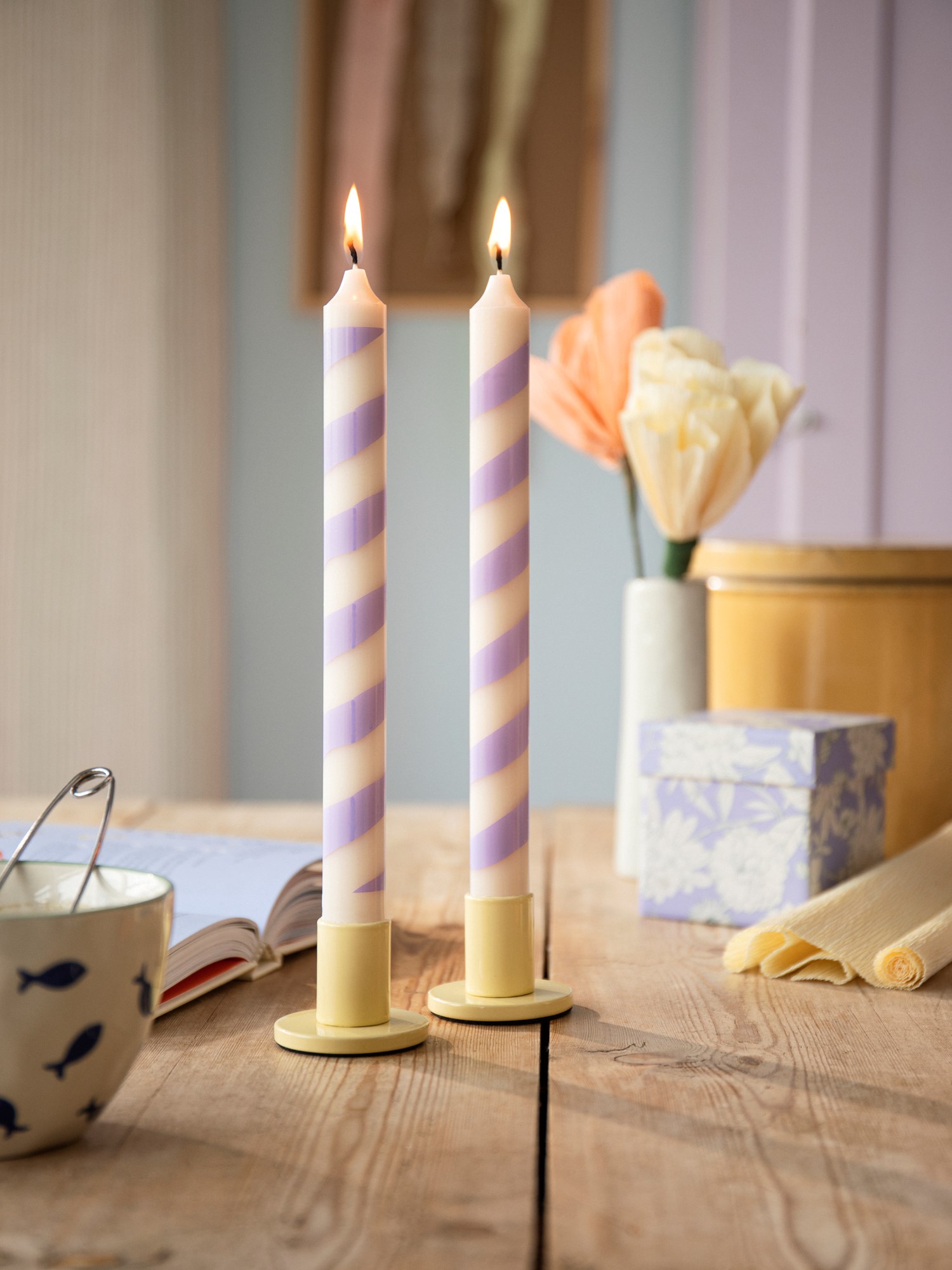 Striped candles 25 cm Stearin/paraffin wax. Ø2.2 x 25 cm. 8 hours. 2 pcs.