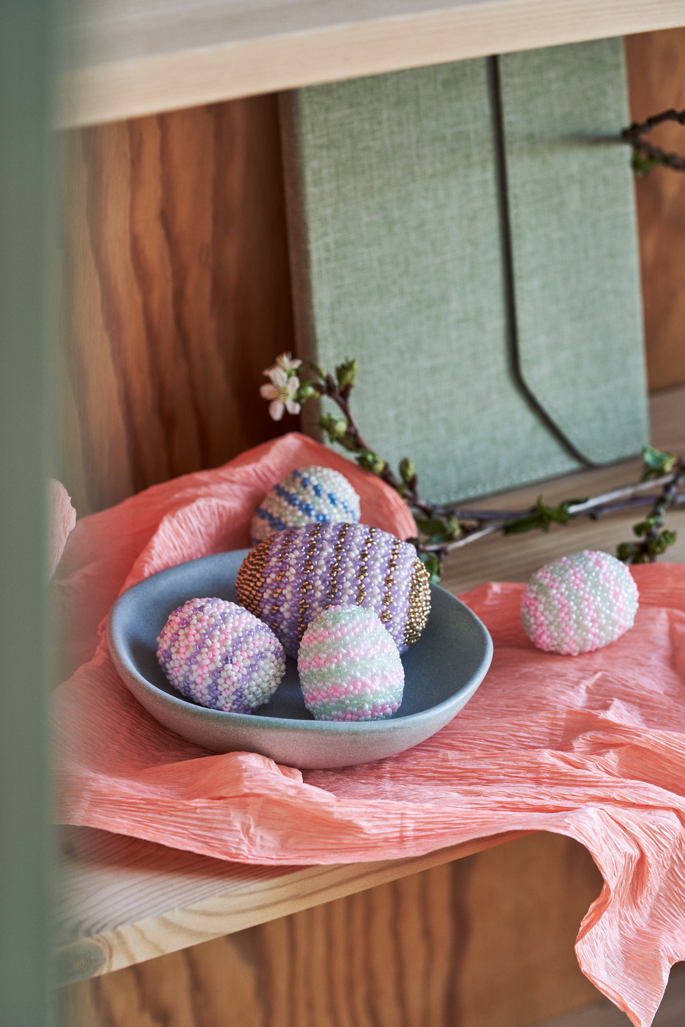 DIY eggs 4 cm. 10 pcs.