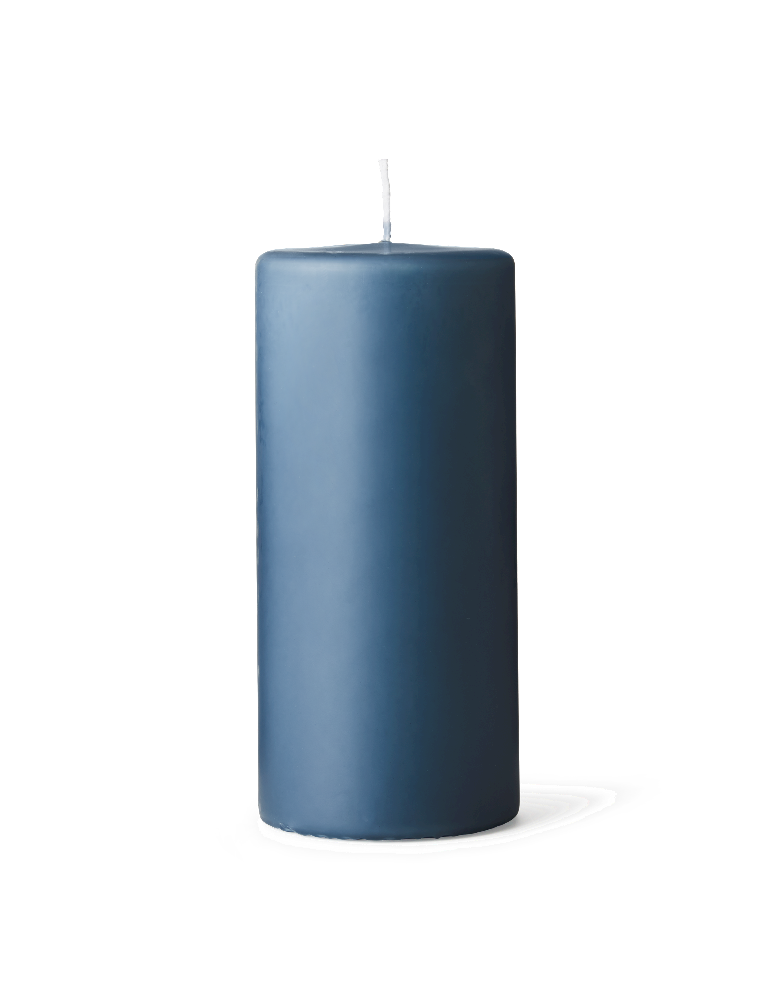 Pillar candle 15 cm Paraffin. 6.7 x 15 cm.