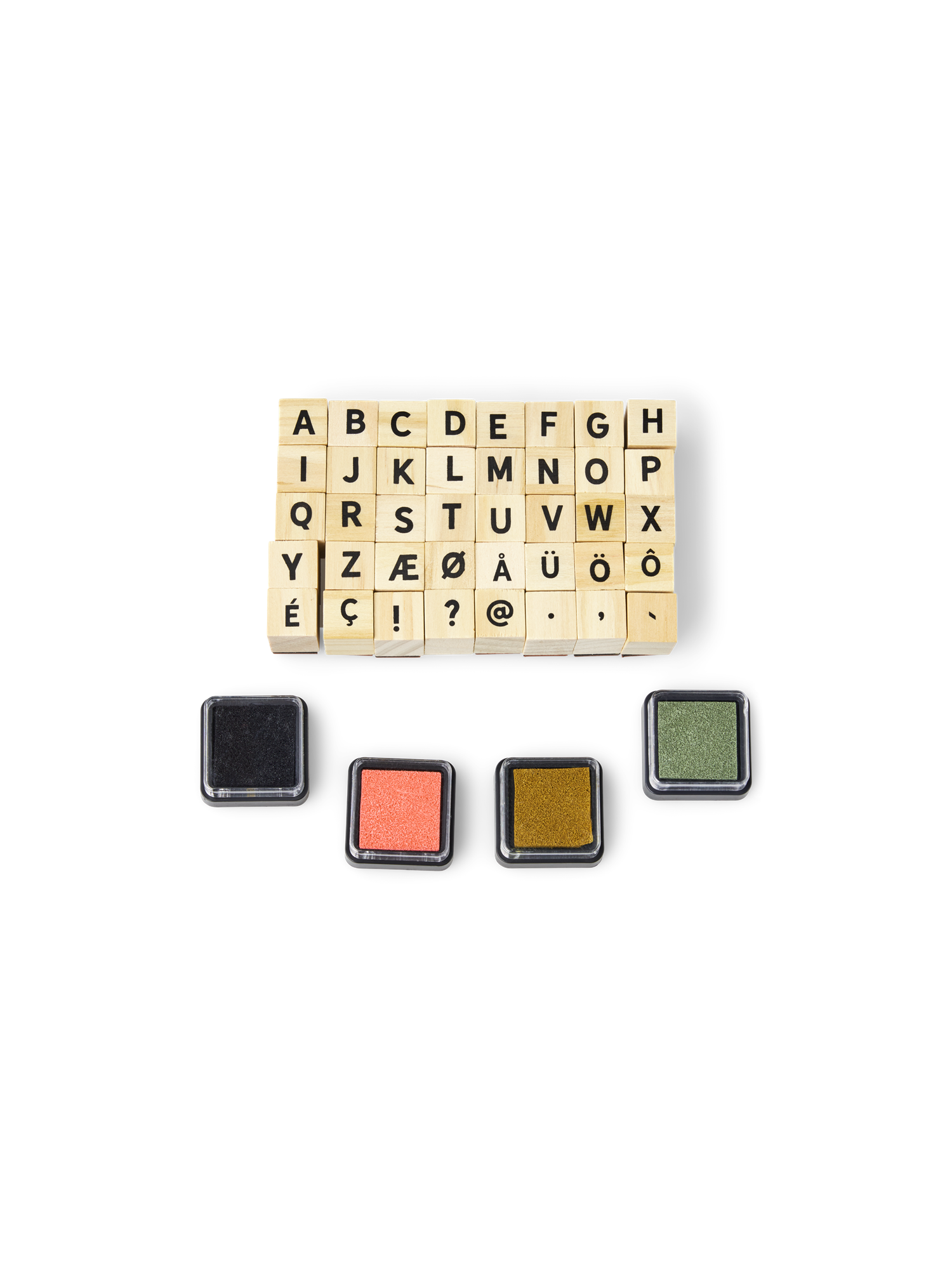 Alphabet stamp set Pinewood/rubber. 4 ink pads.