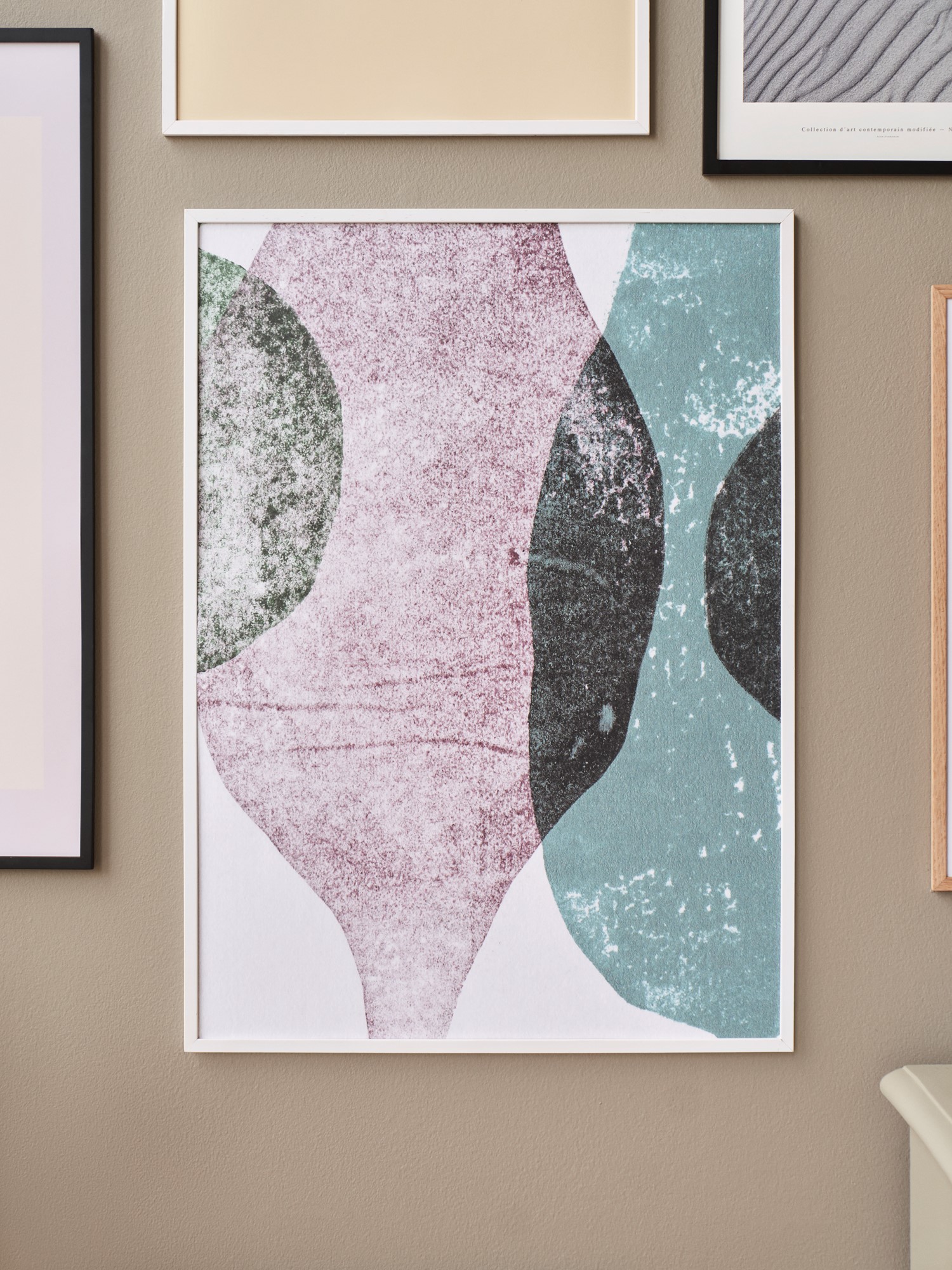Poster Poppy Seed - 2 Cacao/Teal 50 x 70 Pernille Folcarelli.